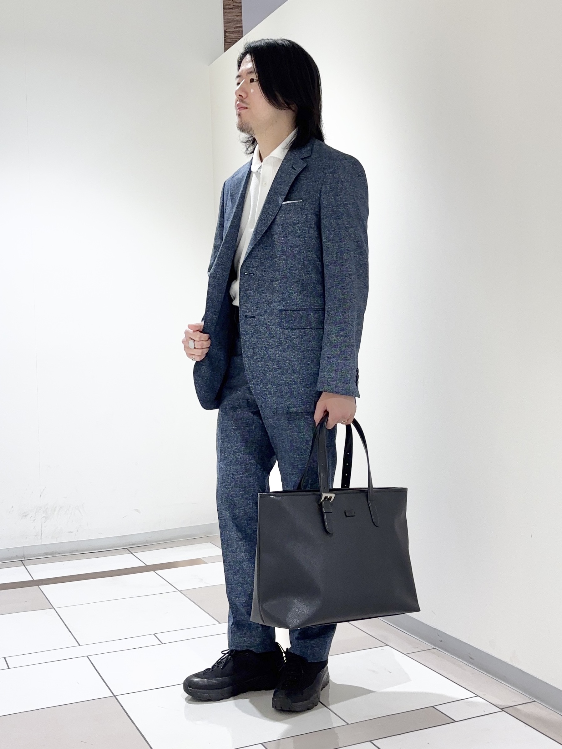 及川さんの「TAKEO KIKUCHI｜【抗菌防臭】ステイフレッシュ ポロシャツ」を使ったコーディネート
