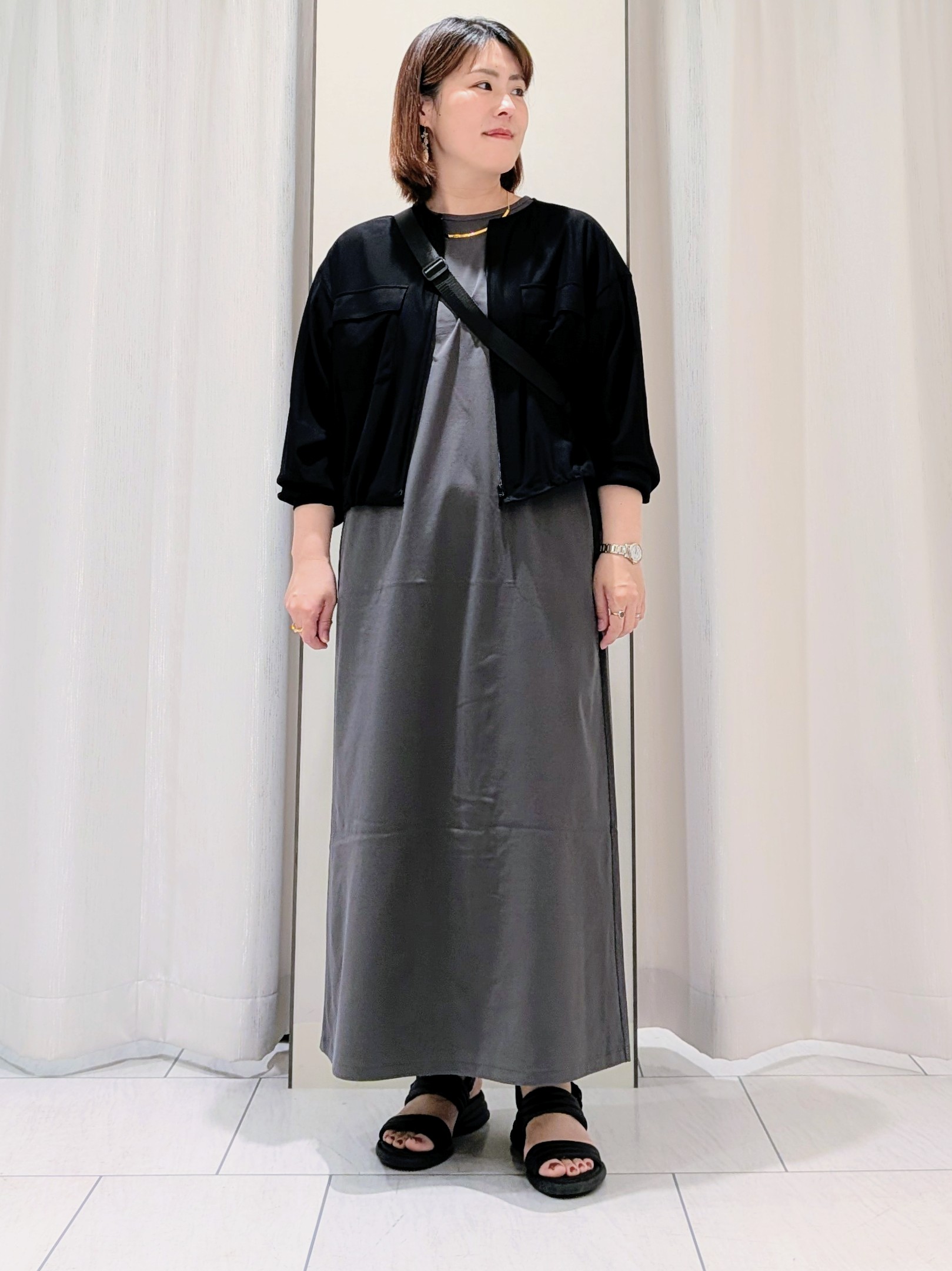 Onumaさんの「UNTITLED｜【接触冷感/UVカット/遮熱/抗菌防臭】ライトプレーティングワンピース」を使ったコーディネート
