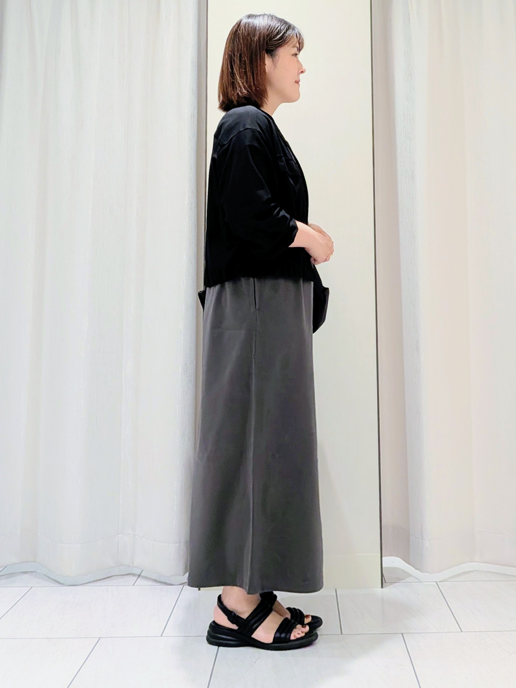 Onumaさんの「UNTITLED｜【接触冷感/UVカット/遮熱/抗菌防臭】ライトプレーティングワンピース」を使ったコーディネート