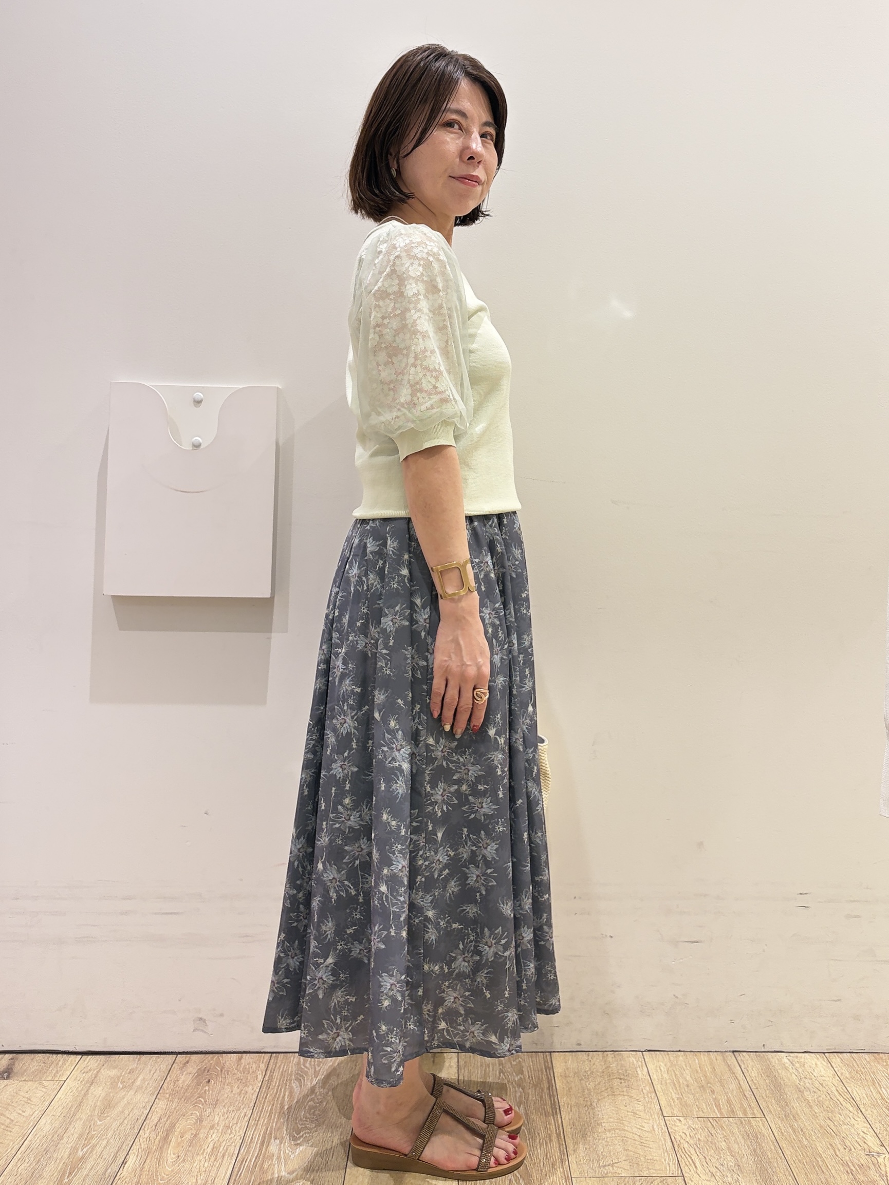 YUKOさんの「index｜【UVケア】レーススリーブハートネックニット《洗濯機OK／抗ピル／XS～LL》」を使ったコーディネート
