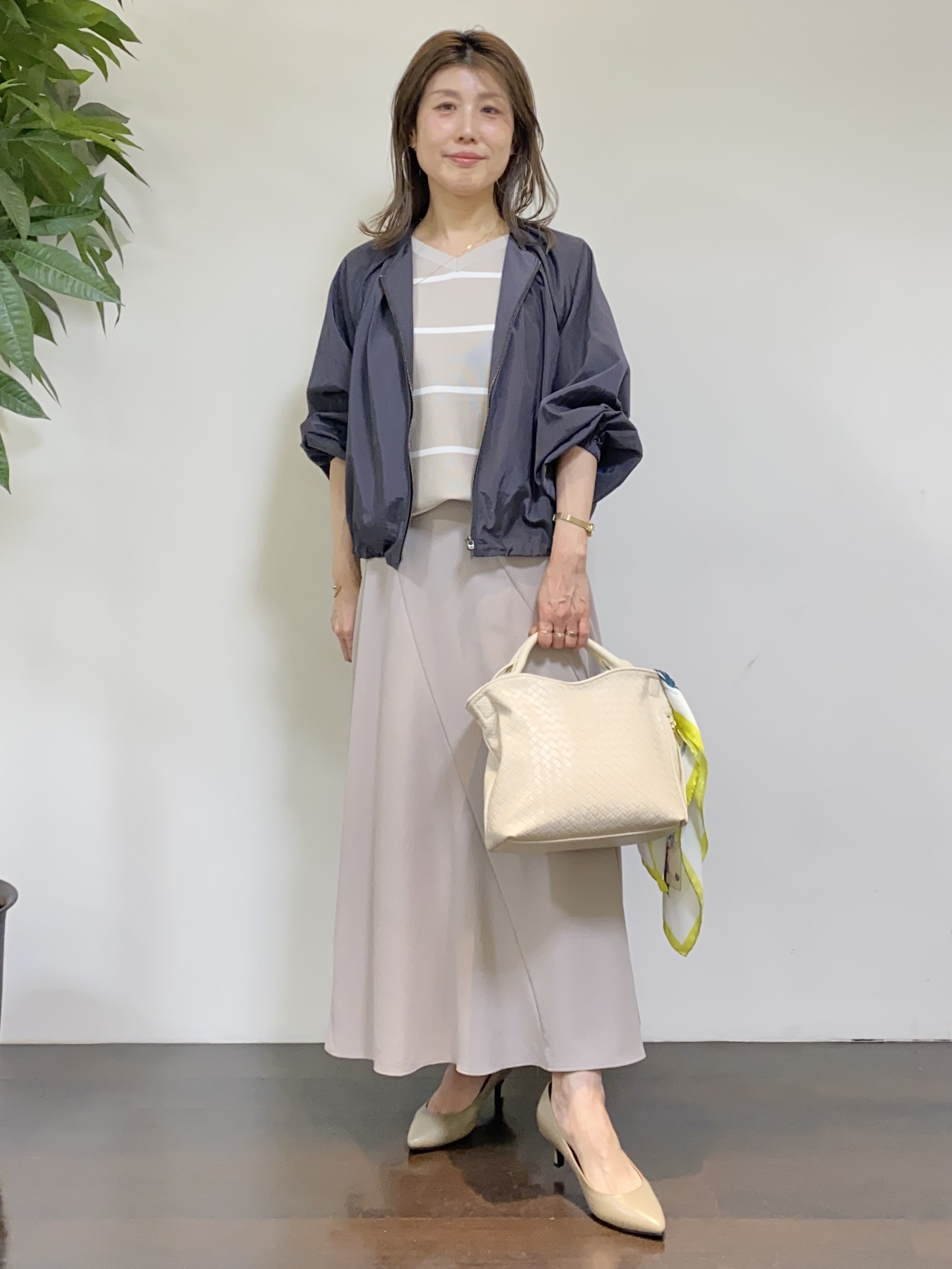 tomoさんの「UNTITLED｜◆【セットアップ可/はっ水】シャイニータイプライターブルゾン」を使ったコーディネート