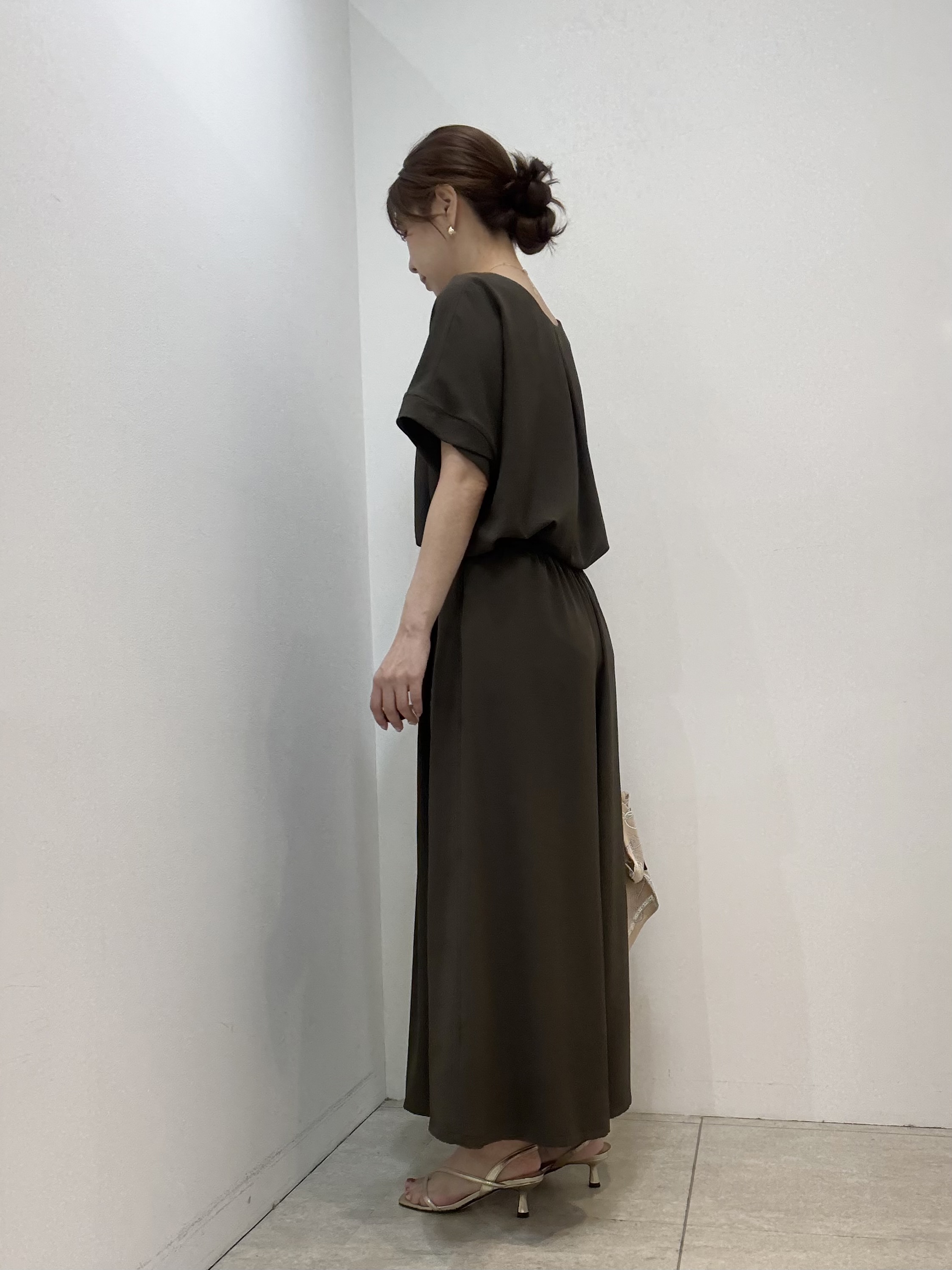 かなえさんの「UNTITLED｜【セットアップ可/UVカット/前後2WAY】リラクシーフレンチスリーブブラウス」を使ったコーディネート