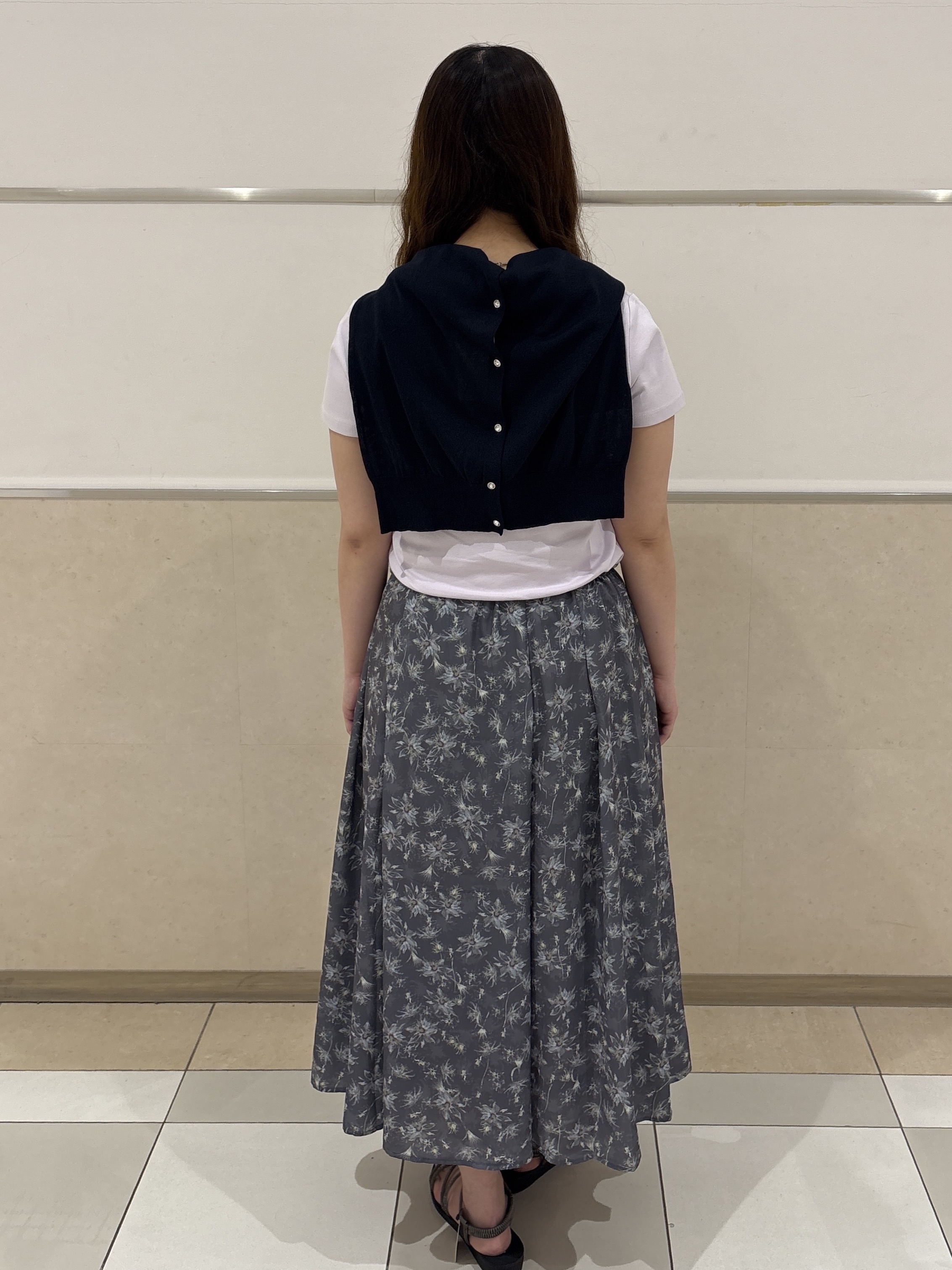 haruさんの「index｜【UVケア／接触冷感】フロントロゴ刺繍Tシャツ《洗濯機OK／S-3L／7col》」を使ったコーディネート
