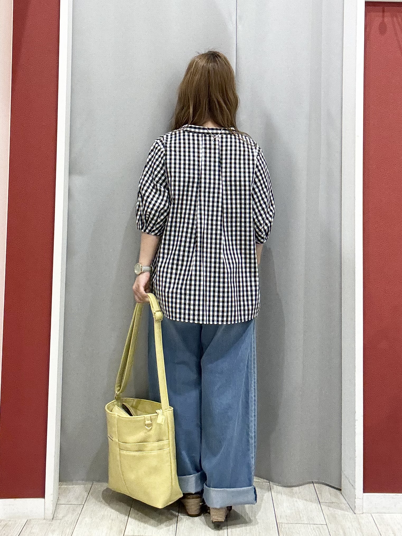 shioさんの「SHOO･LA･RUE｜【高レビュー/洗濯後しわになりにくい/インせず着られる】自然に体型カバー 麻調ペプラムブラウス」を使ったコーディネート
