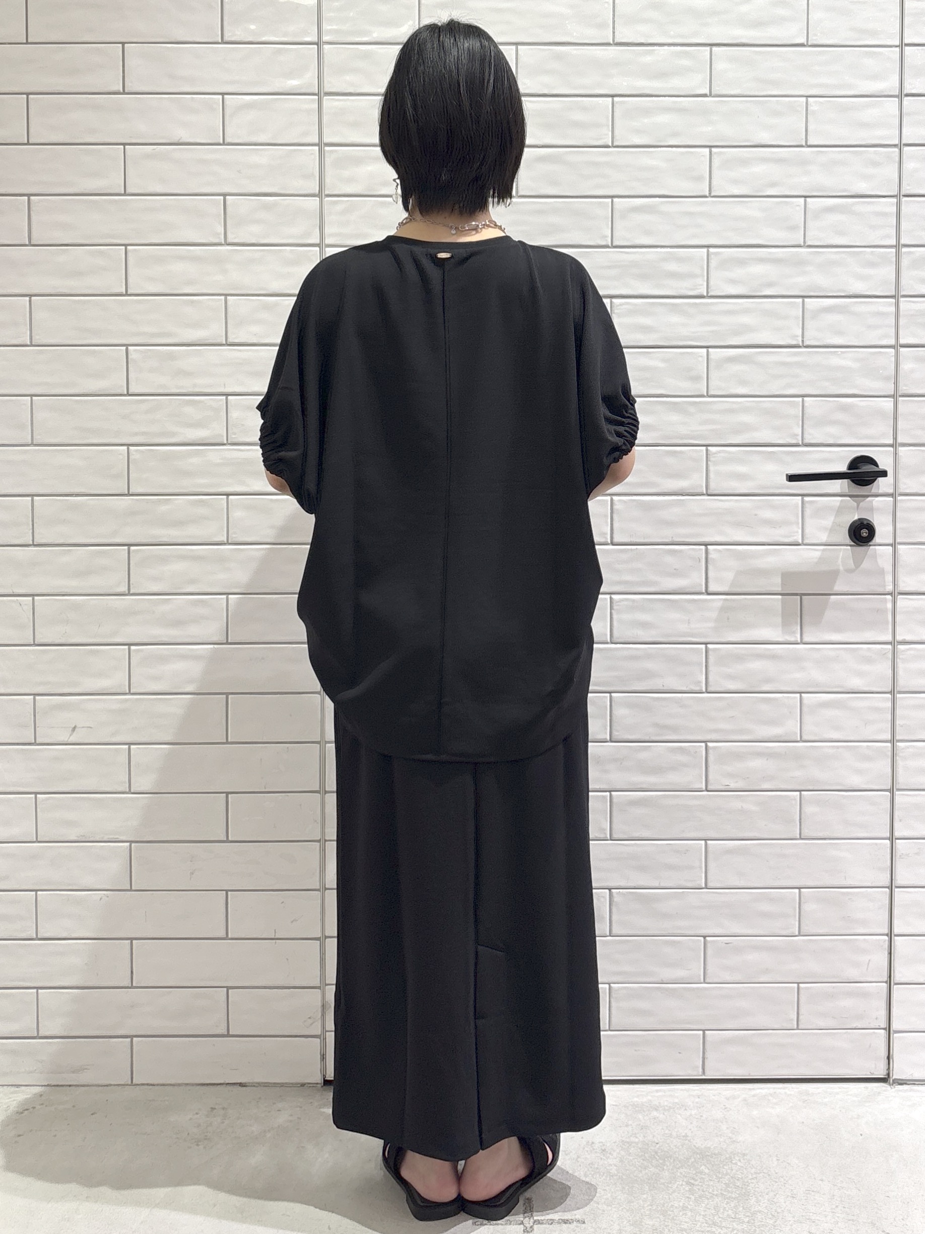 ayumiさんの「OPAQUE.CLIP｜【UV／吸水速乾】リラクシードルマントップス／セットアップ対応可《洗濯機OK》」を使ったコーディネート