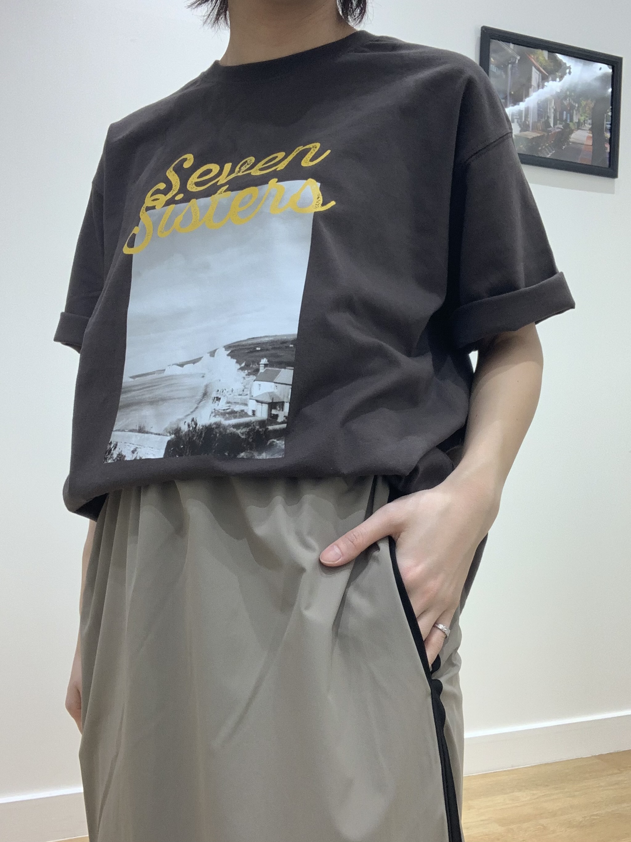 IMARIさんの「Dessin｜【ユニセックス/洗える】オーガニックロゴTシャツ」を使ったコーディネート