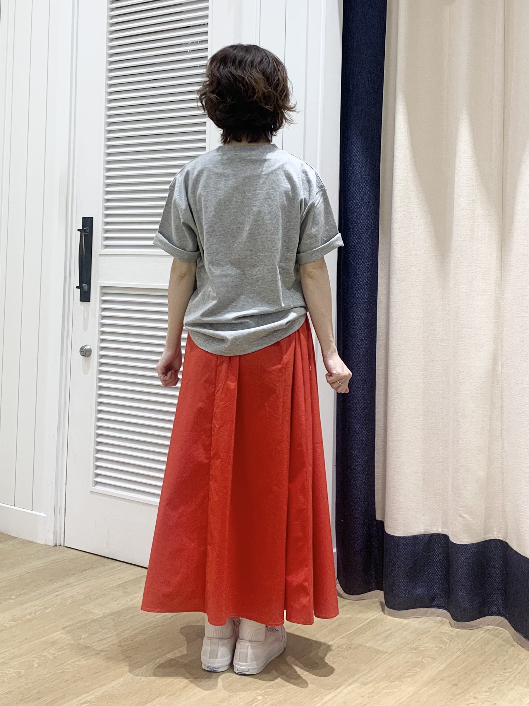 IMARIさんの「Dessin｜【ユニセックス/洗える】オーガニックロゴTシャツ」を使ったコーディネート