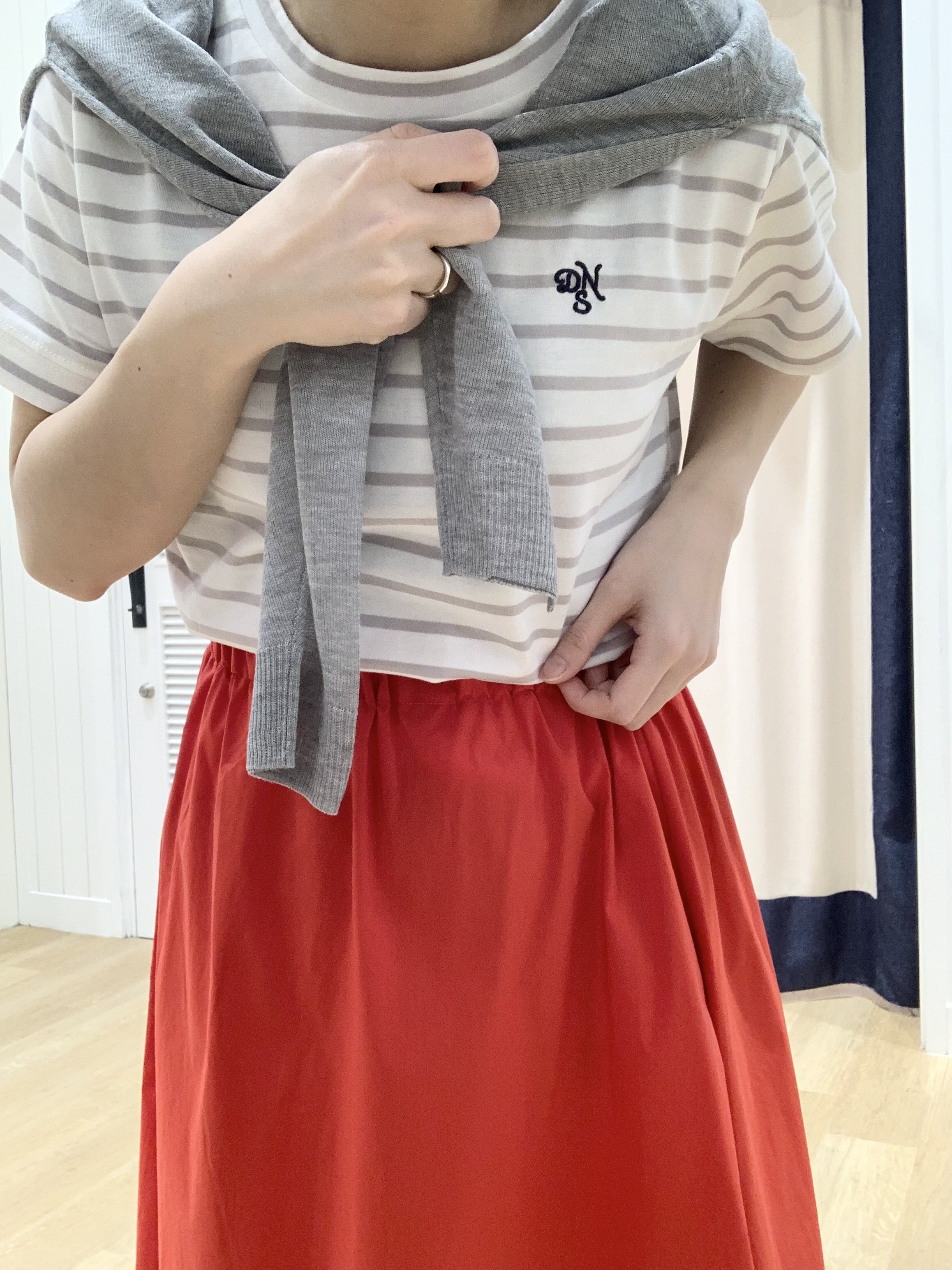 IMARIさんの「Dessin｜お守りカーディガン -ウォッシャブル-」を使ったコーディネート
