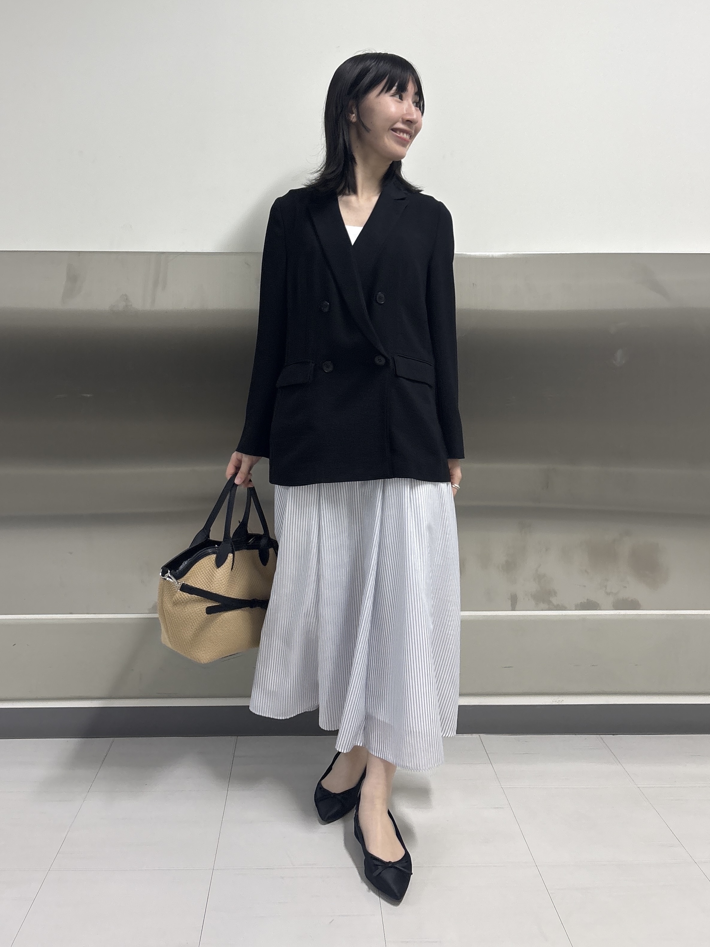 Yoshimiさんの「INDIVI｜【洗える／多機能／SETUP可】着る日傘ダブルジャケット」を使ったコーディネート