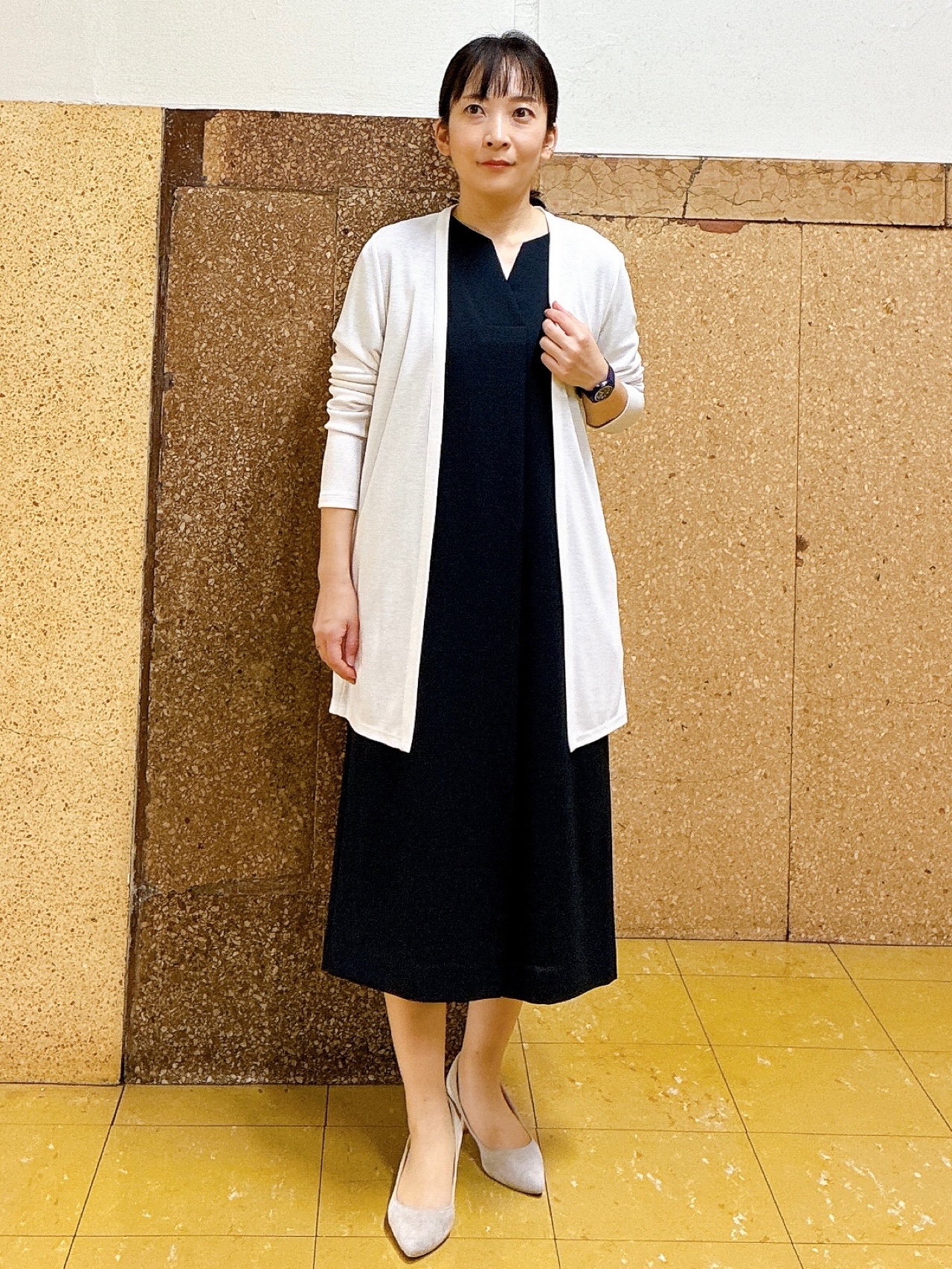 hattoriさんの「INDIVI｜【洗える／UVケア／麻調】スキッパーワンピース」を使ったコーディネート