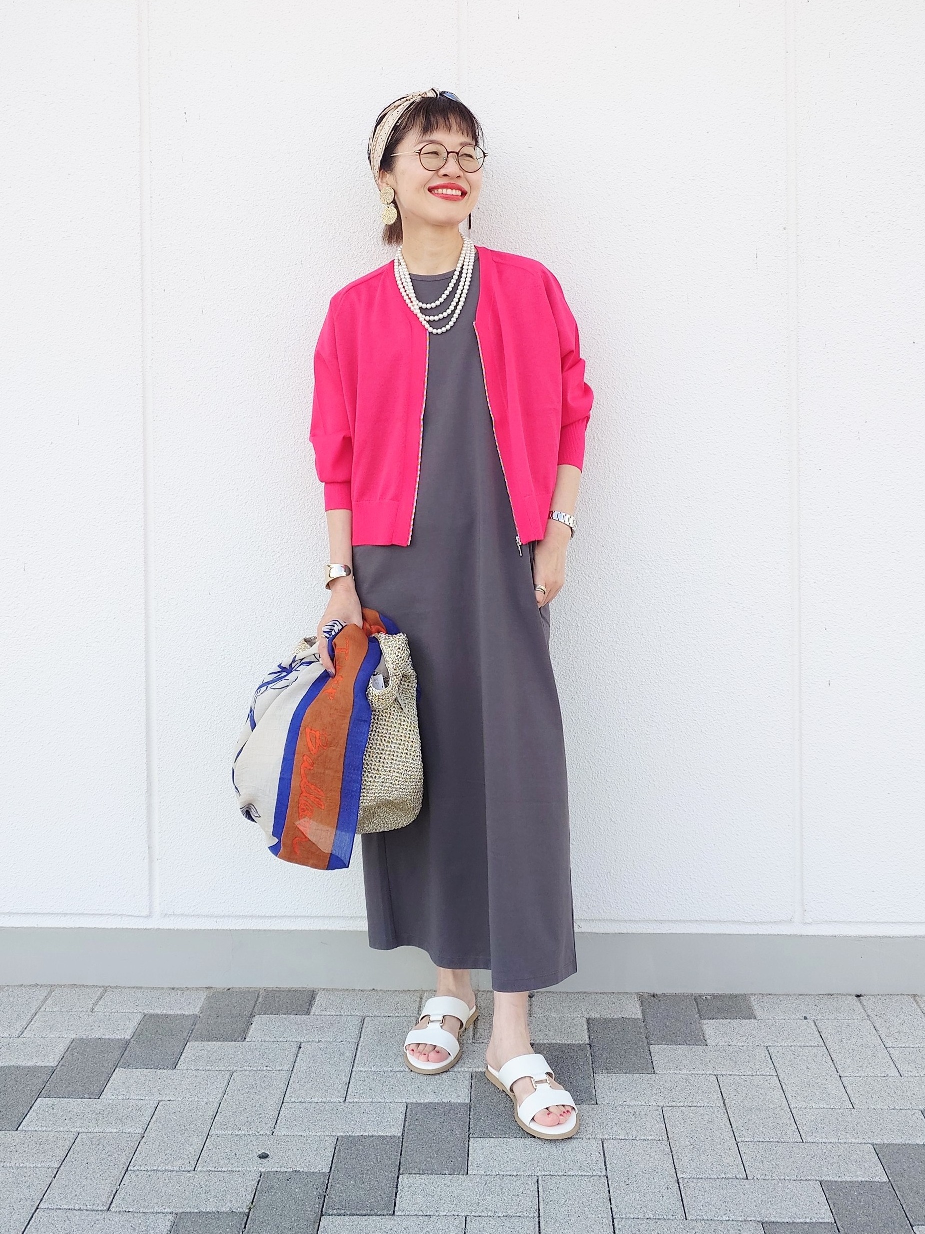 MUTSUKOさんの「UNTITLED｜【アンサンブル可/日除け・冷房対策】シアーレーヨンZIPカーディガン」を使ったコーディネート