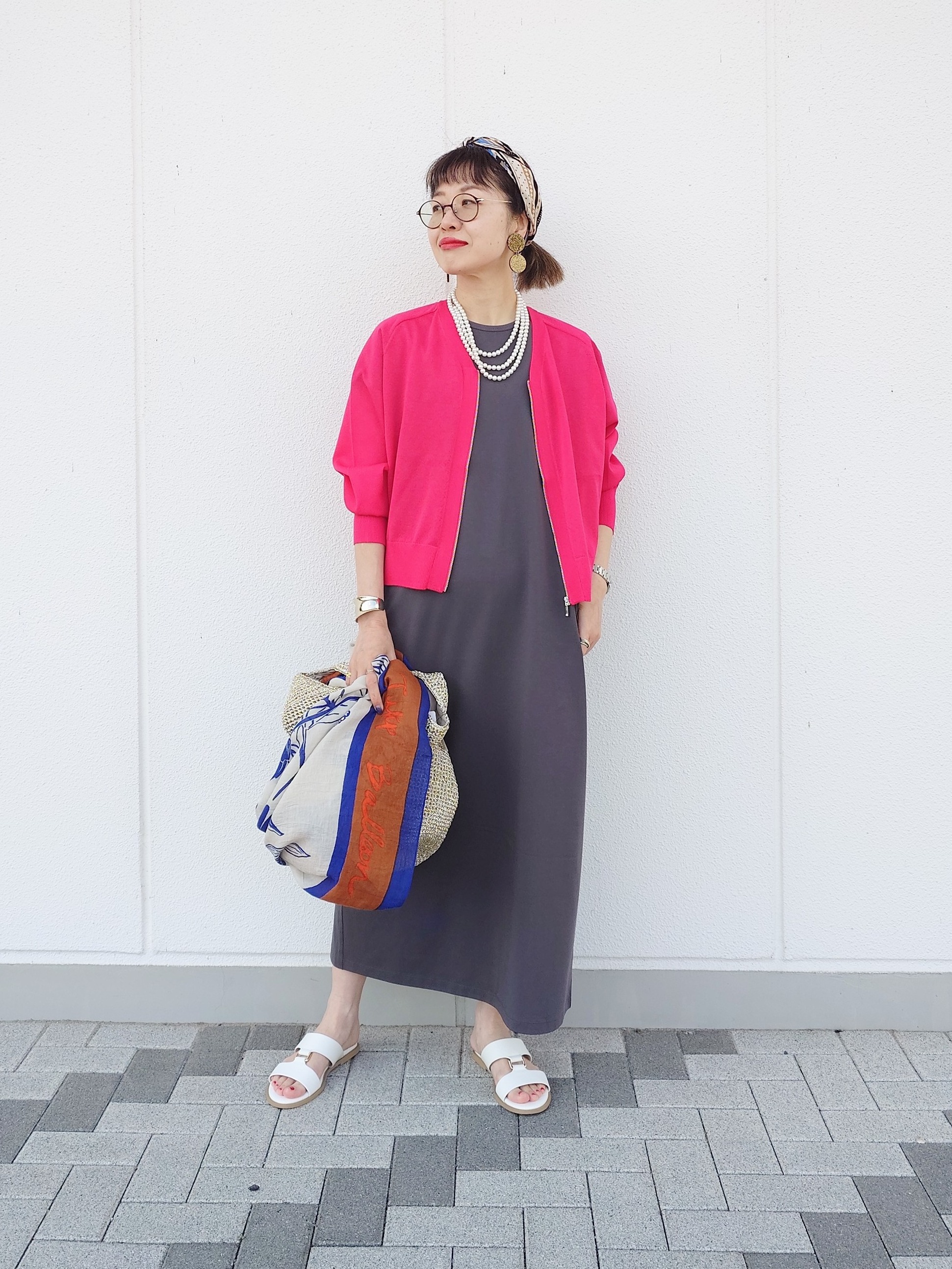 MUTSUKOさんの「UNTITLED｜【アンサンブル可/日除け・冷房対策】シアーレーヨンZIPカーディガン」を使ったコーディネート