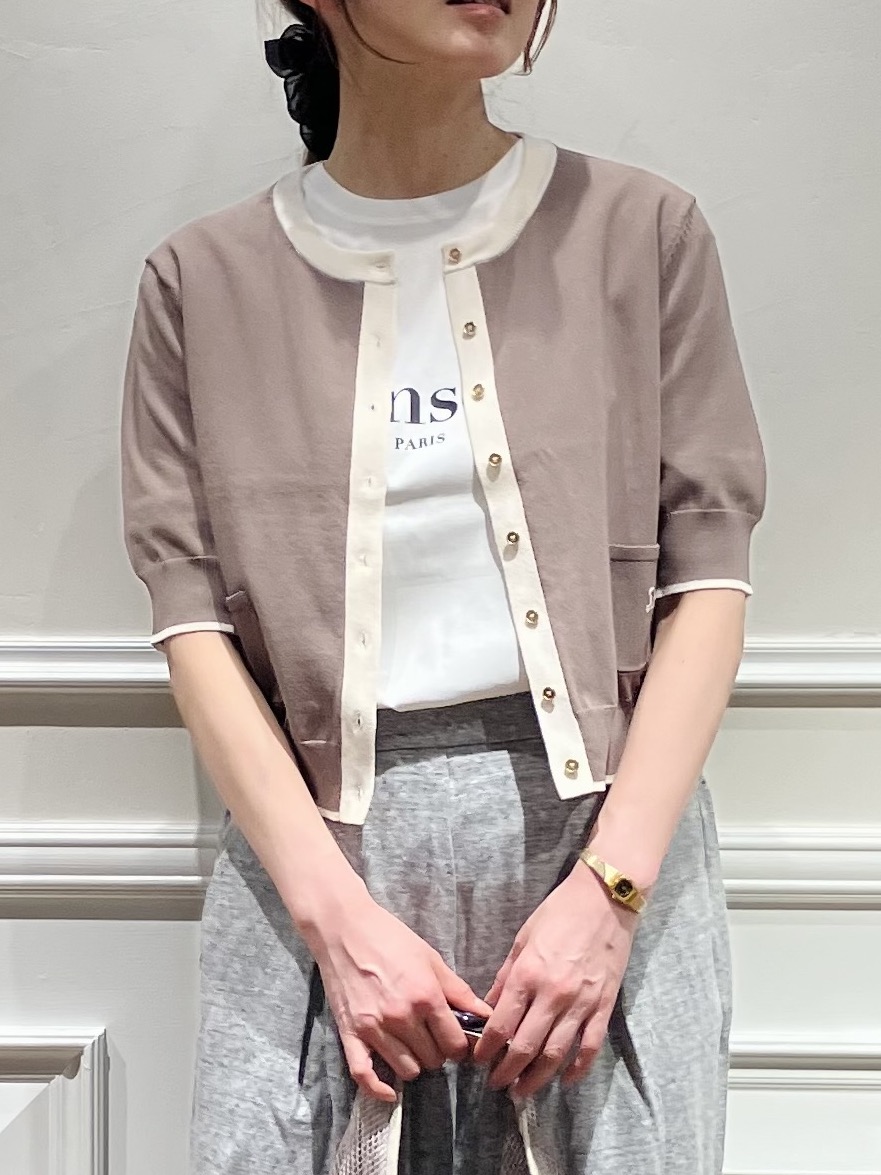 TSUKUIさんの「DRESSTERIOR｜【接触冷感／抗菌防臭／消臭】アイスクリアコットン Bonsoir ロゴTシャツ」を使ったコーディネート