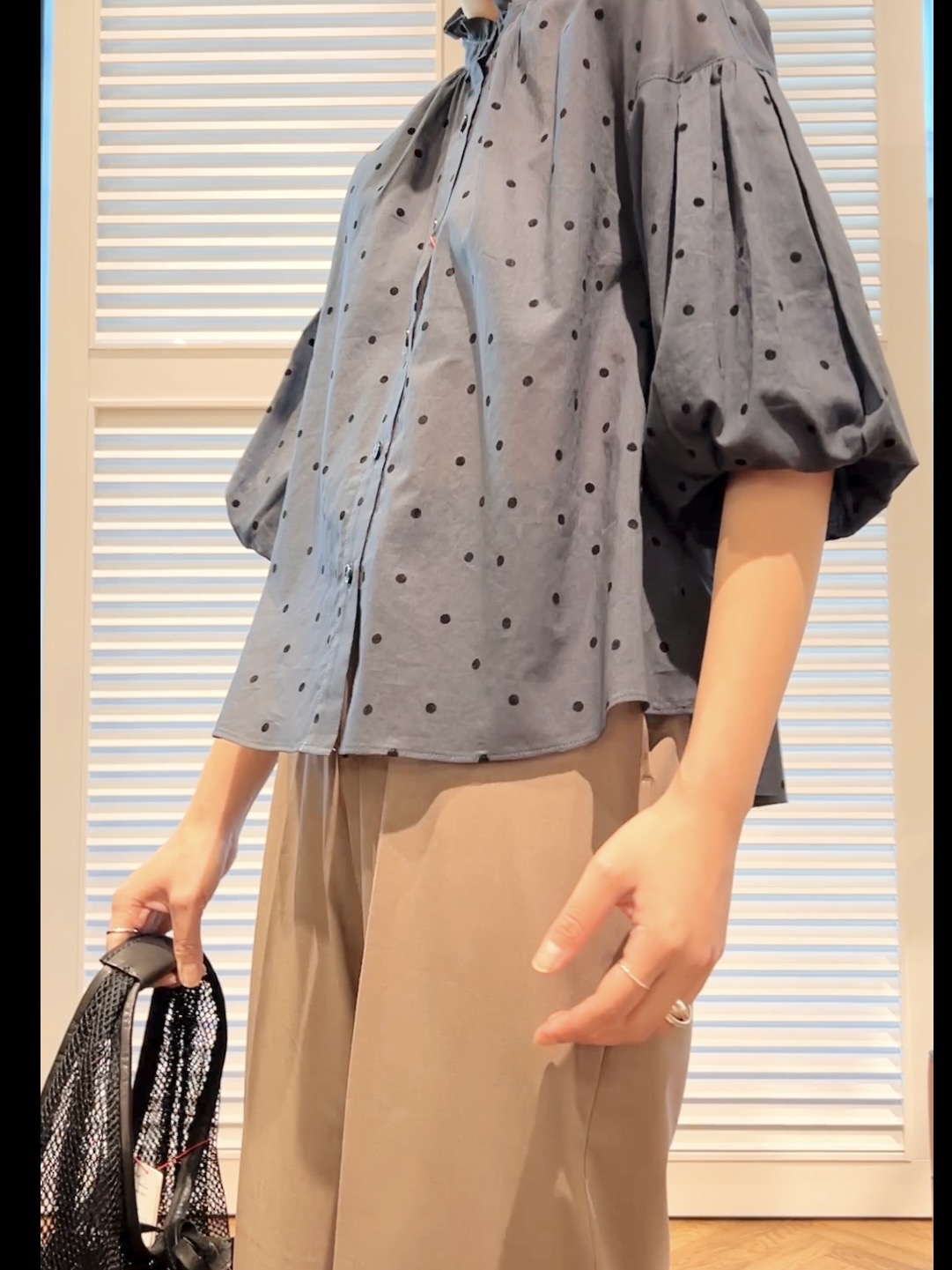 OCHIAIさんの「DRESSTERIOR｜【接触冷感/セットアップ可】ストレッチ ワイドパンツ」を使ったコーディネート