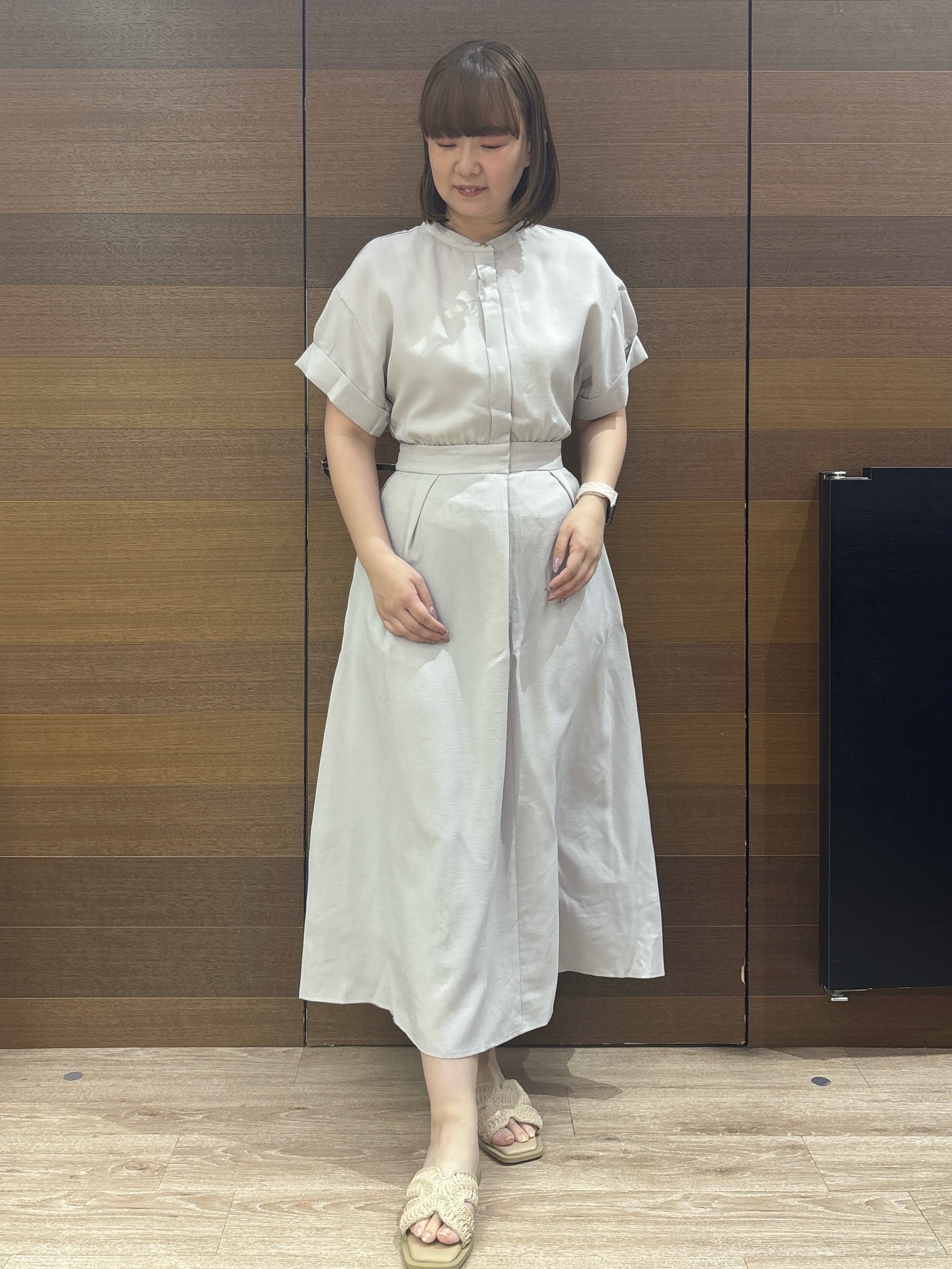 yumeさんの「OPAQUE.CLIP｜【接触冷感／吸水速乾】リネンライク シャツワンピース《洗濯機OK》」を使ったコーディネート