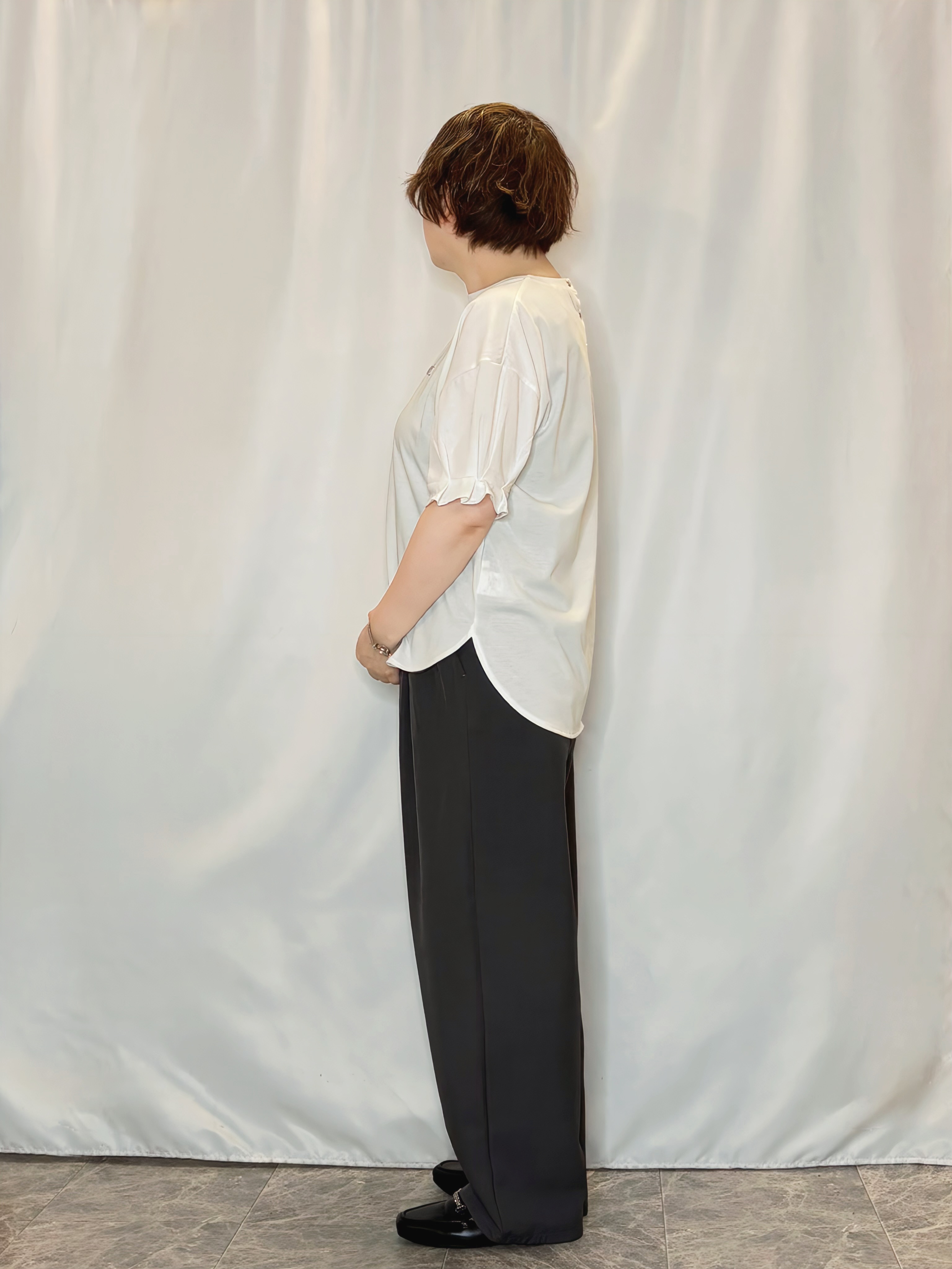 たみさんの「SHOO･LA･RUE｜【ひんやり/UV/S-LL】お袖ふんわり二の腕カバー ぷっくりラメプリントTシャツ」を使ったコーディネート