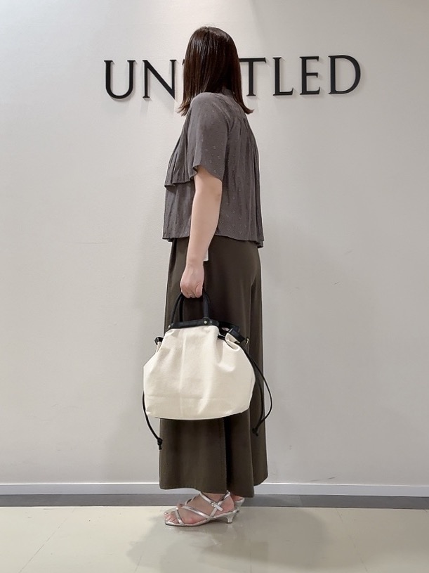 YUIさんの「UNTITLED｜【日除け・冷房対策に】コットンリネンカーディガン」を使ったコーディネート