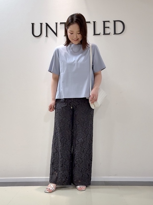 YUIさんの「UNTITLED｜【洗える/Tシャツ】異素材ドッキングプルオーバー」を使ったコーディネート