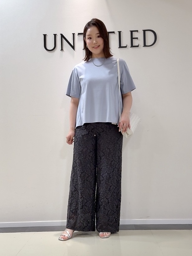 YUIさんの「UNTITLED｜【洗える/Tシャツ】異素材ドッキングプルオーバー」を使ったコーディネート