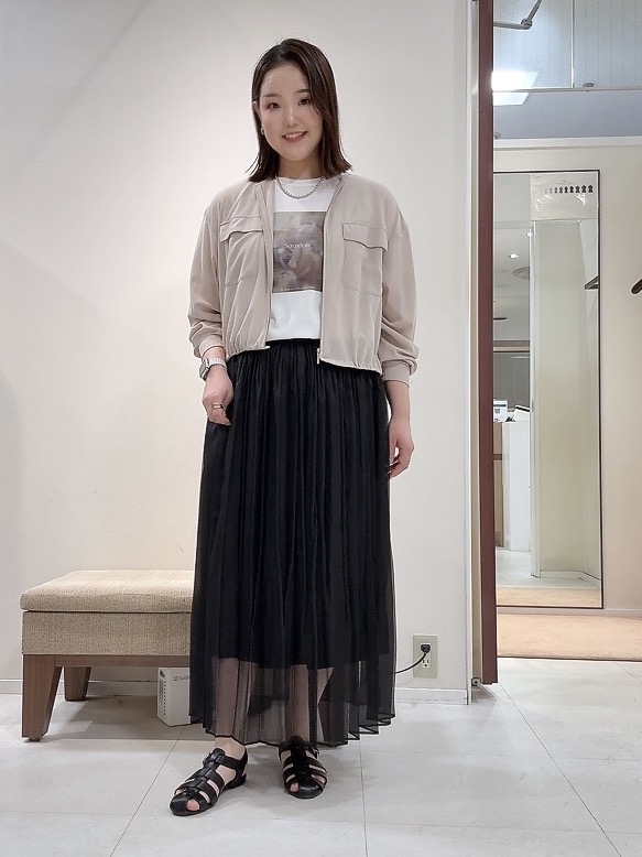 YUIさんの「UNTITLED｜【古畑星夏さん着用/洗える】シアーブルゾン」を使ったコーディネート