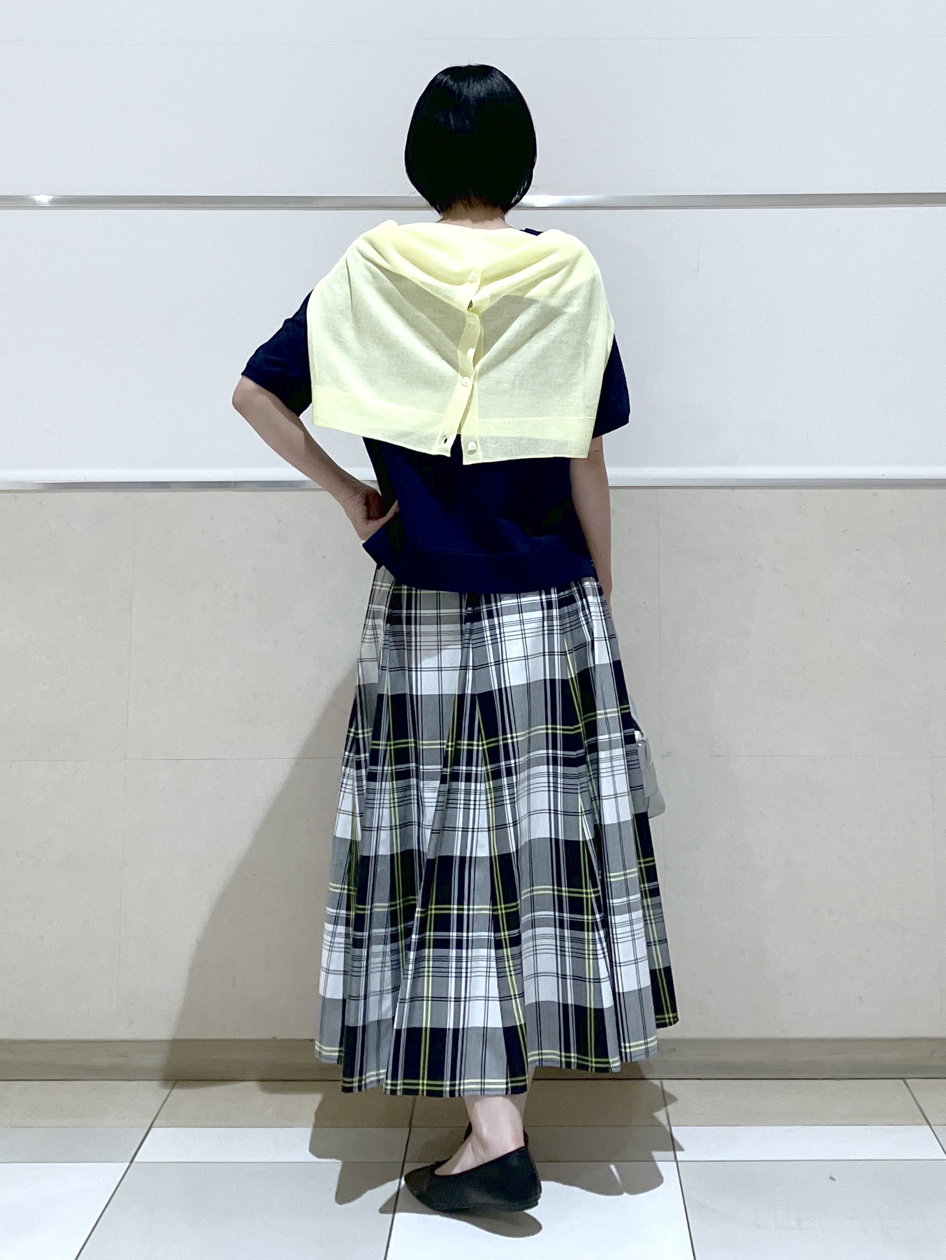 eriko さんの「Dessin｜【洗える】フロッキーロゴ裏毛プルオーバー」を使ったコーディネート