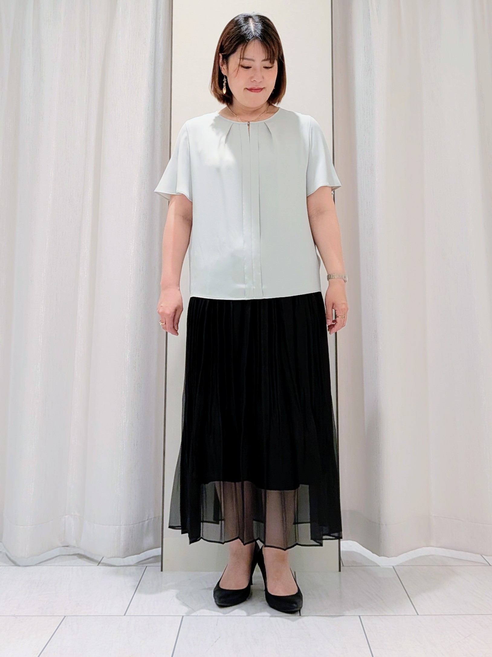 Onumaさんの「UNTITLED｜◆【ウエストゴム/洗える】エアリーシアープリーツスカート」を使ったコーディネート
