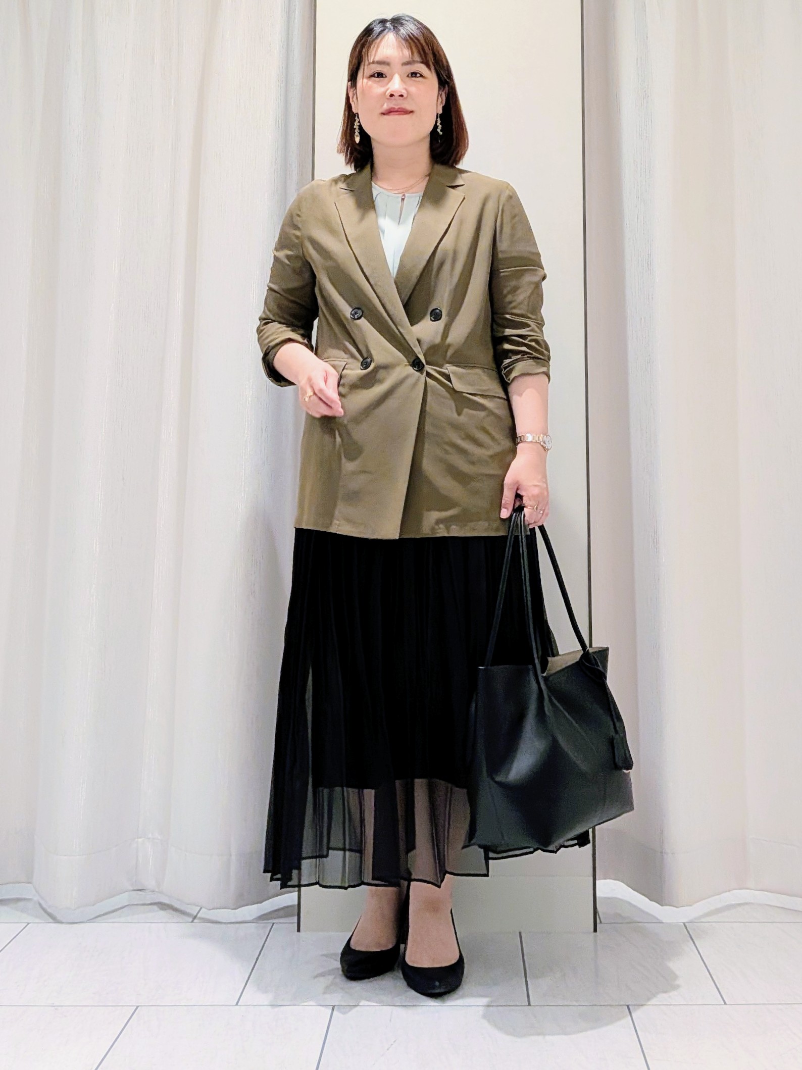 Onumaさんの「UNTITLED｜◆【ウエストゴム/洗える】エアリーシアープリーツスカート」を使ったコーディネート