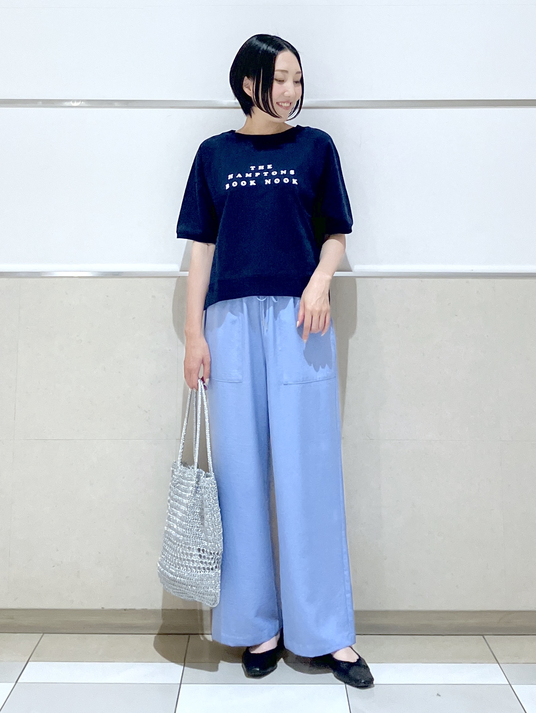 eriko さんの「Dessin｜【洗える】フロッキーロゴ裏毛プルオーバー」を使ったコーディネート