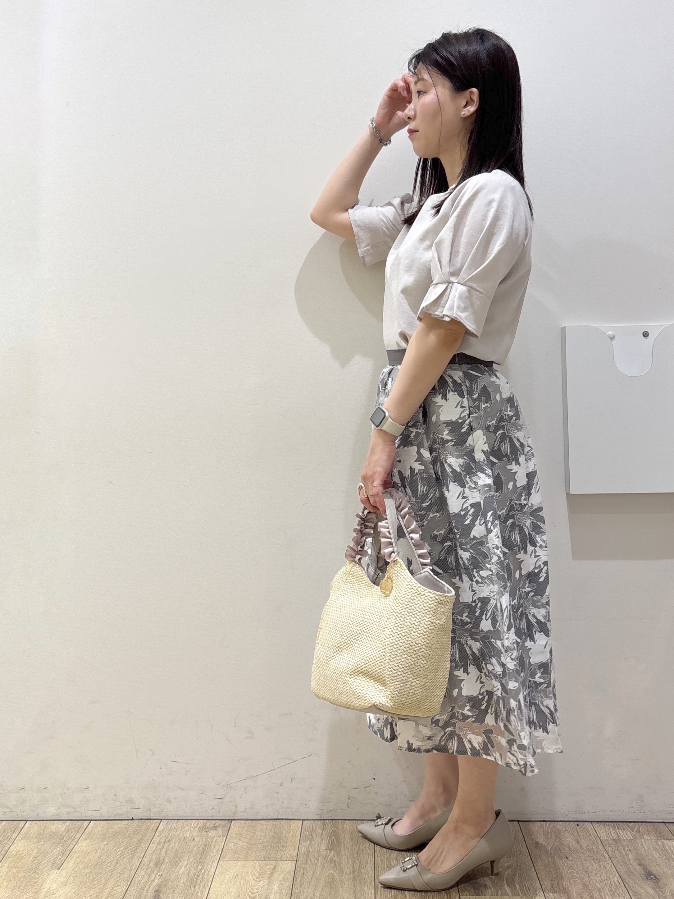 mameさんの「index｜【接触冷感／吸水速乾】タックパフスリーブブラウス《防シワ／洗濯機OK／XS～3L／8col》」を使ったコーディネート