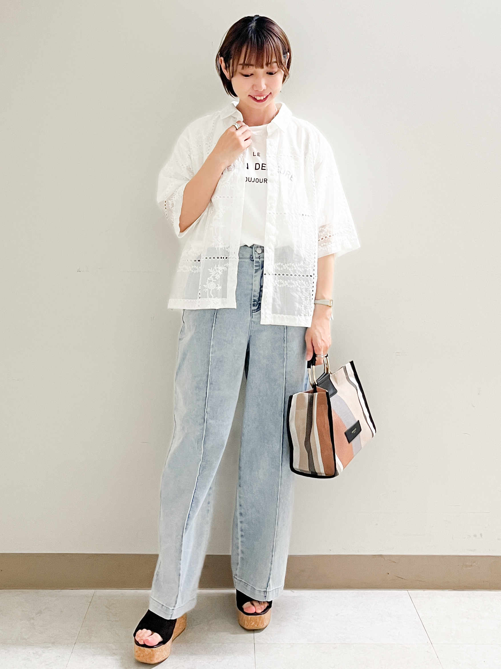 あかねさんの「OPAQUE.CLIP｜刺繍ハーフスリーブシャツ／セットアップ対応可【洗濯機OK】」を使ったコーディネート