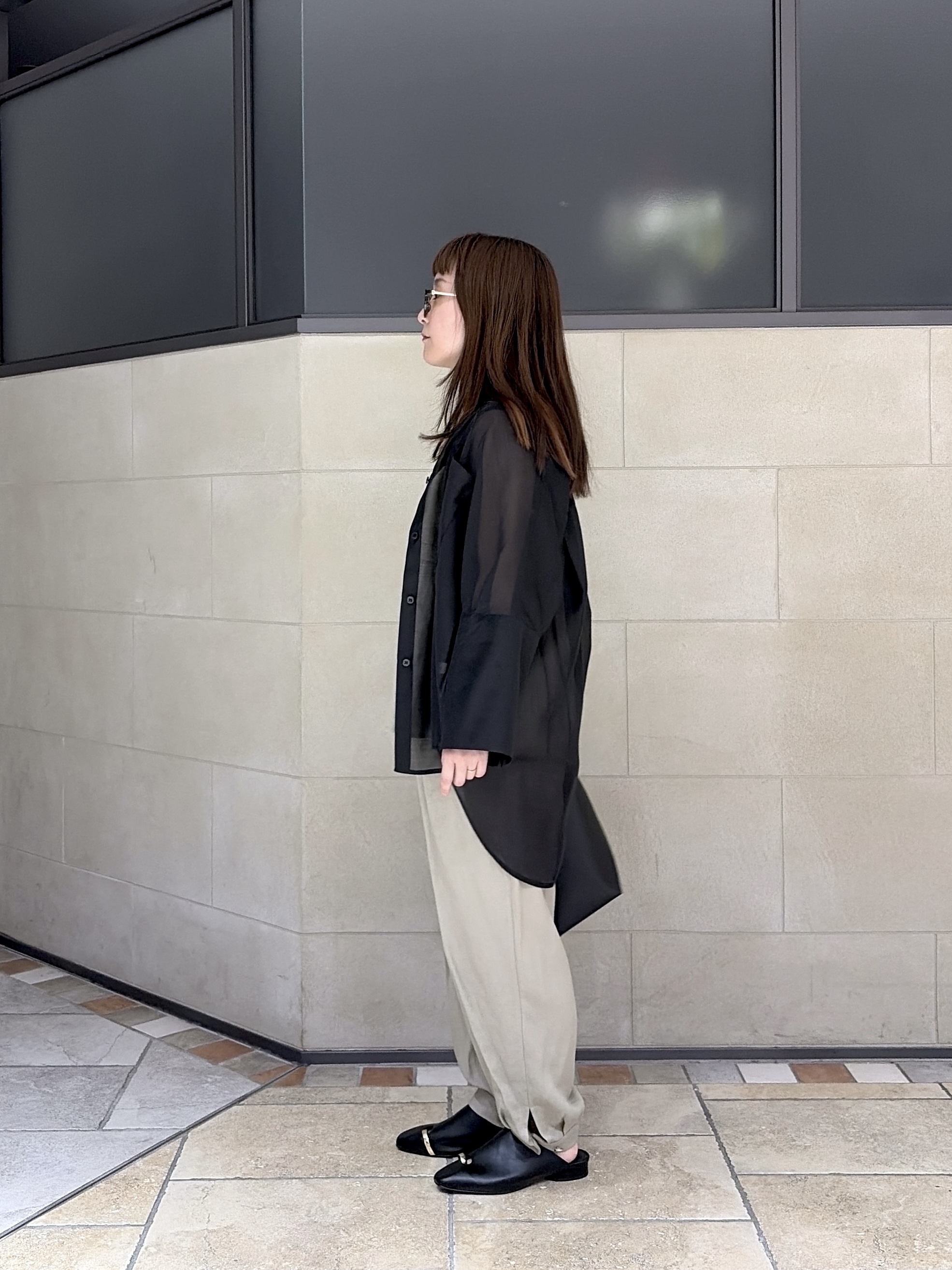 よねさんの「INDIVI｜【接触冷感】シアーコクーンブラウス」を使ったコーディネート