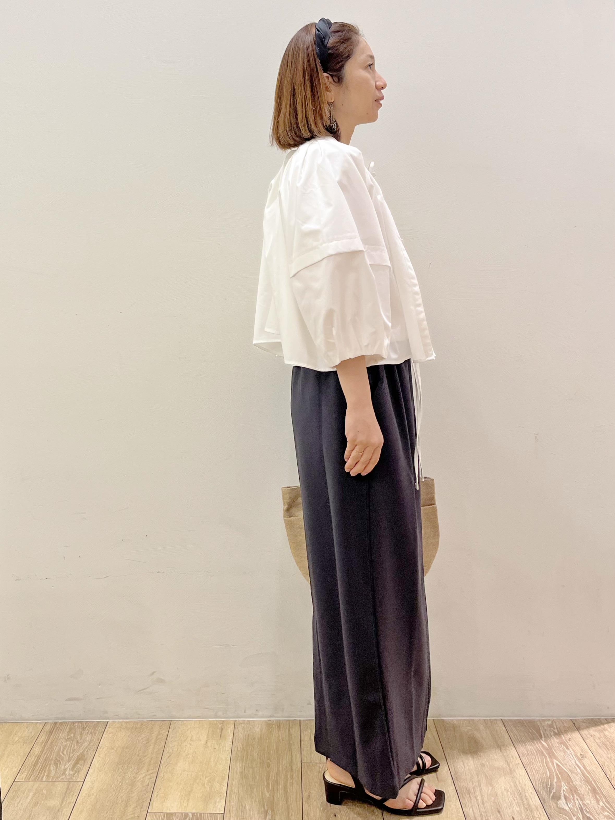 kcさんの「OPAQUE.CLIP｜ボリュームスリーブ前リボンブラウス【洗濯機OK】」を使ったコーディネート