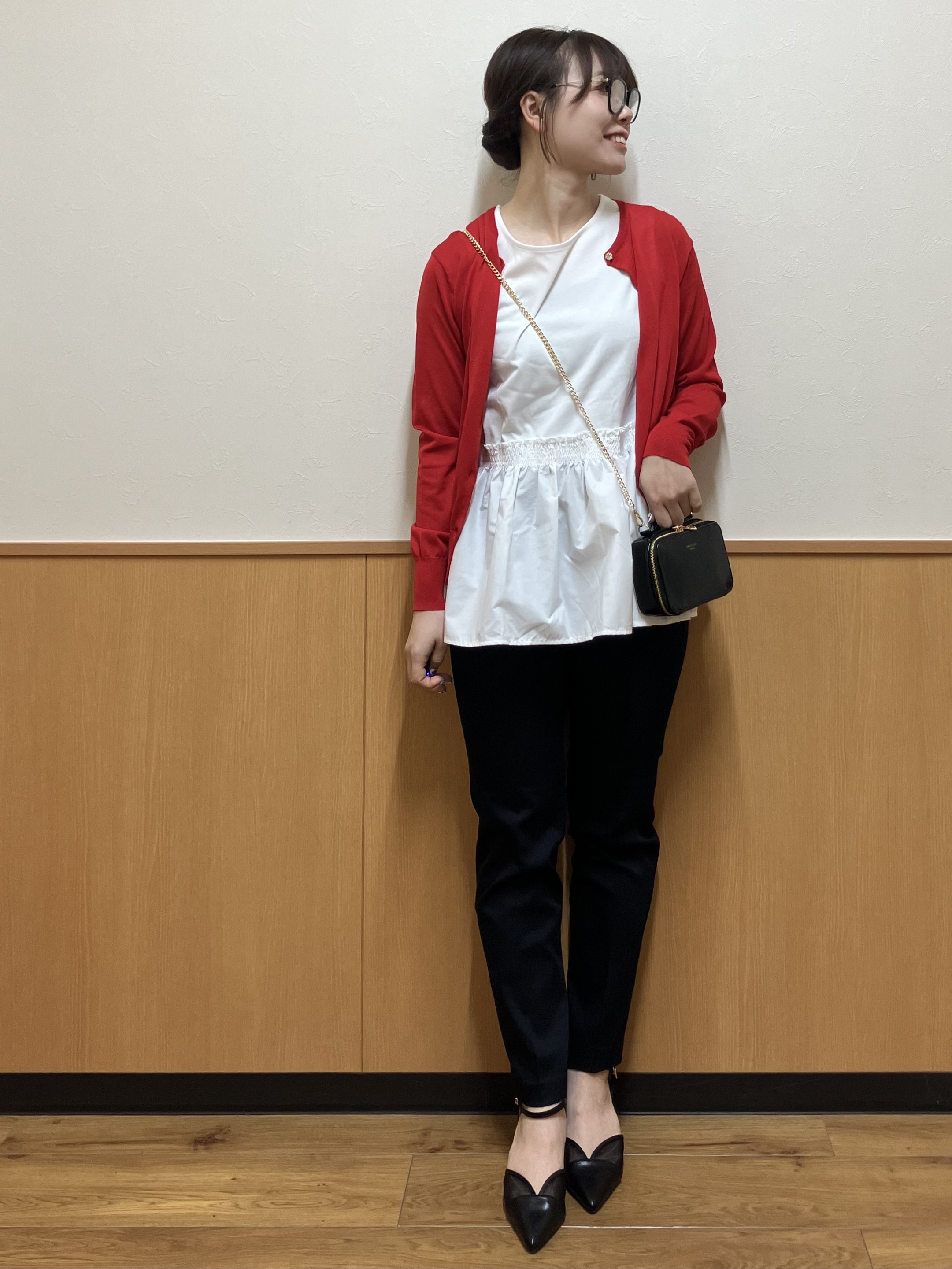 MAYUKIさんの「index｜【接触冷感】ビジューボタンカーディガン《抗ピリング／洗濯機OK》」を使ったコーディネート