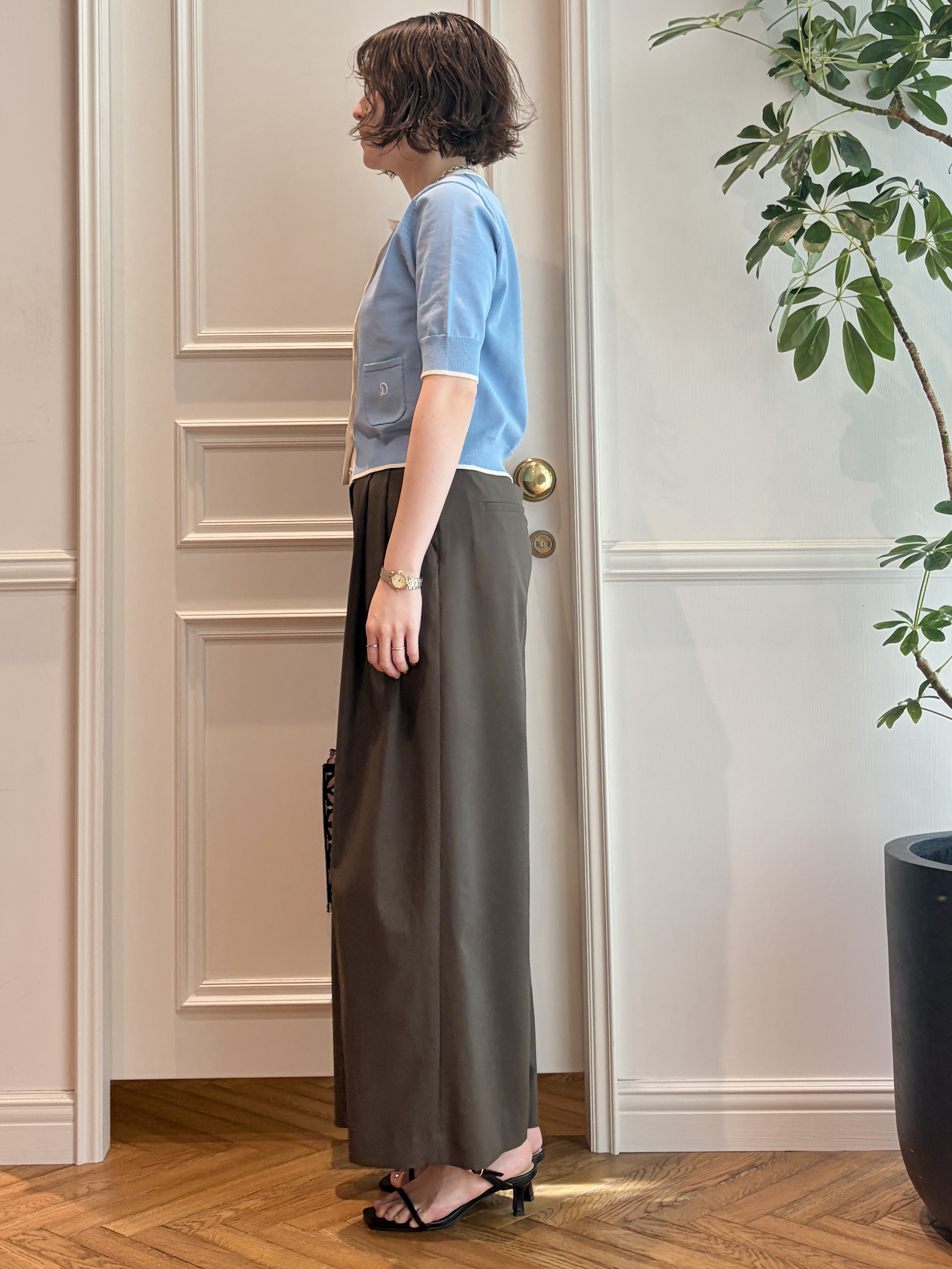 nakaoさんの「DRESSTERIOR｜オーバーラップサークル スモールニットトートバッグ」を使ったコーディネート