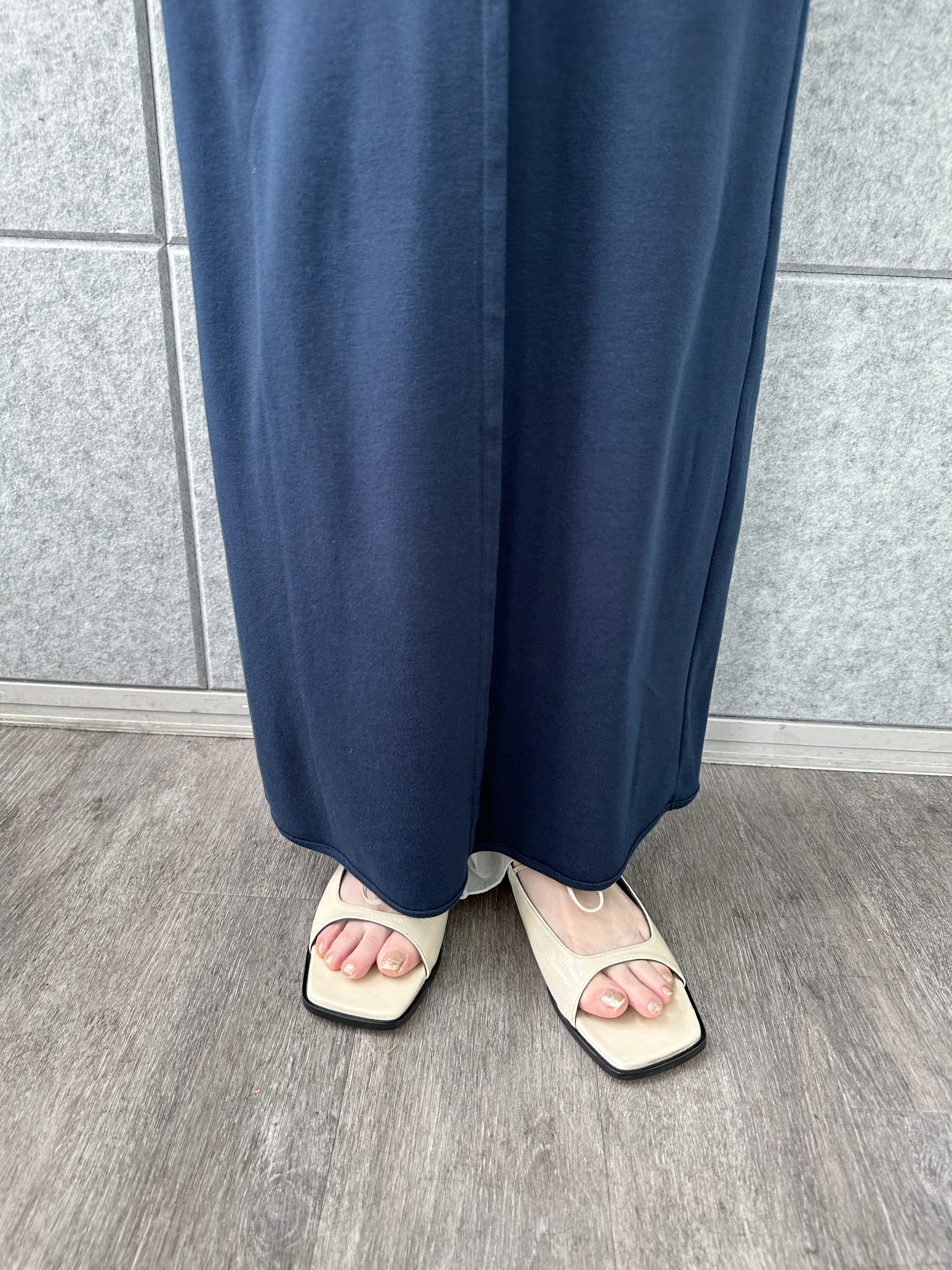 Buyer sakkoさんの「CODE A｜arm cover square neck dress」を使ったコーディネート