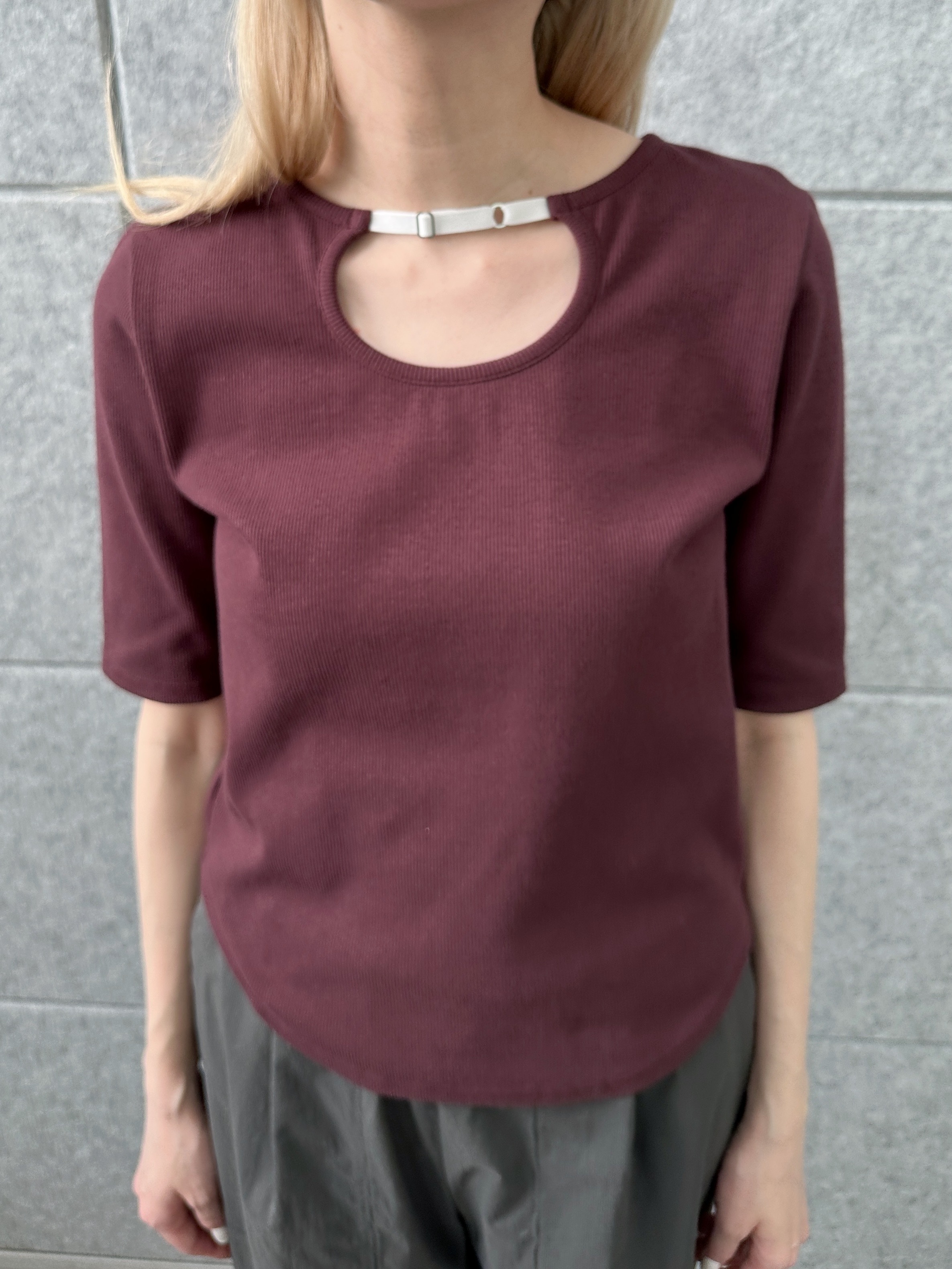 Buyer sakkoさんの「CODE A｜rib jersey point neck tee」を使ったコーディネート