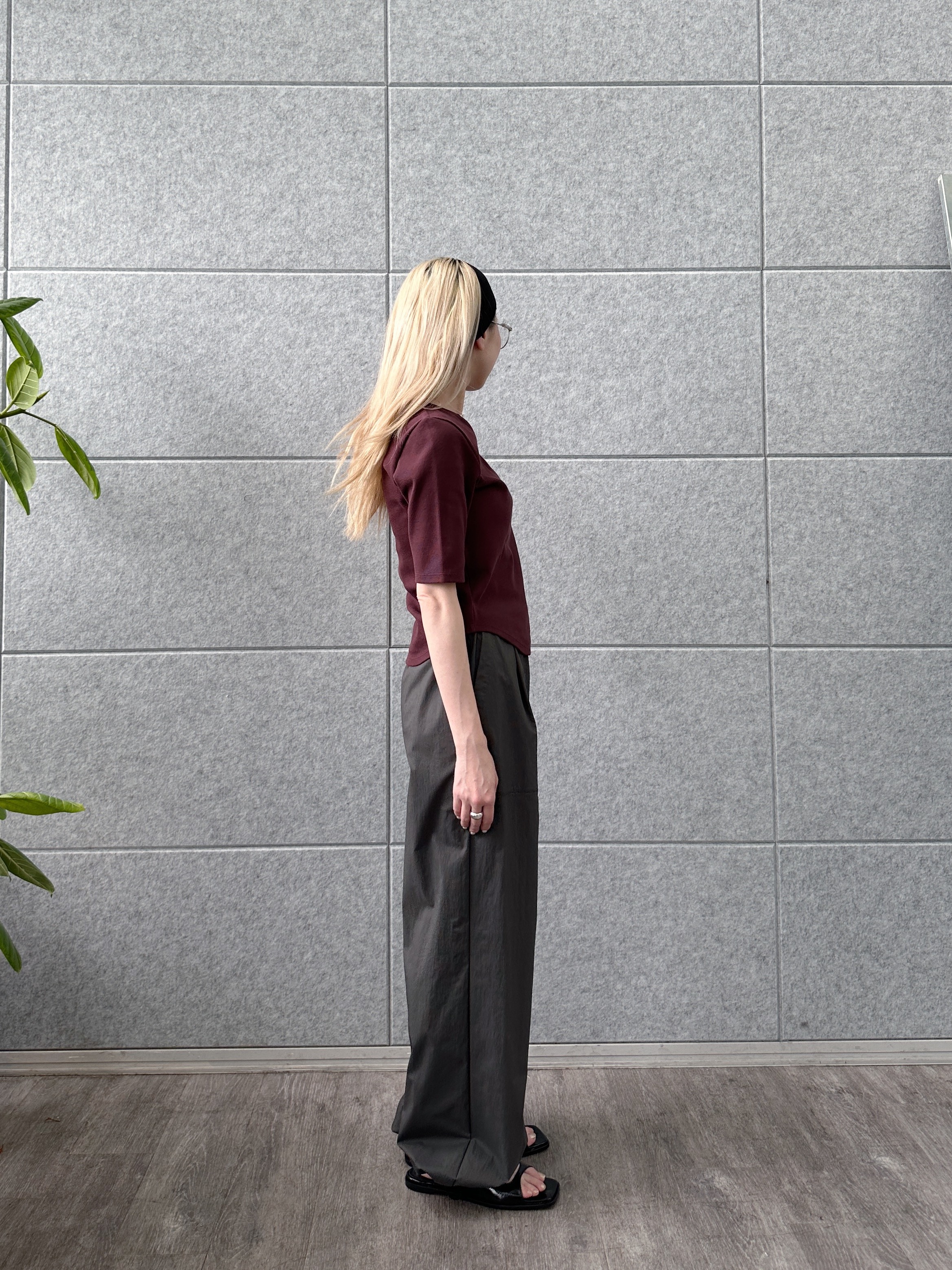 Buyer sakkoさんの「CODE A｜rib jersey point neck tee」を使ったコーディネート