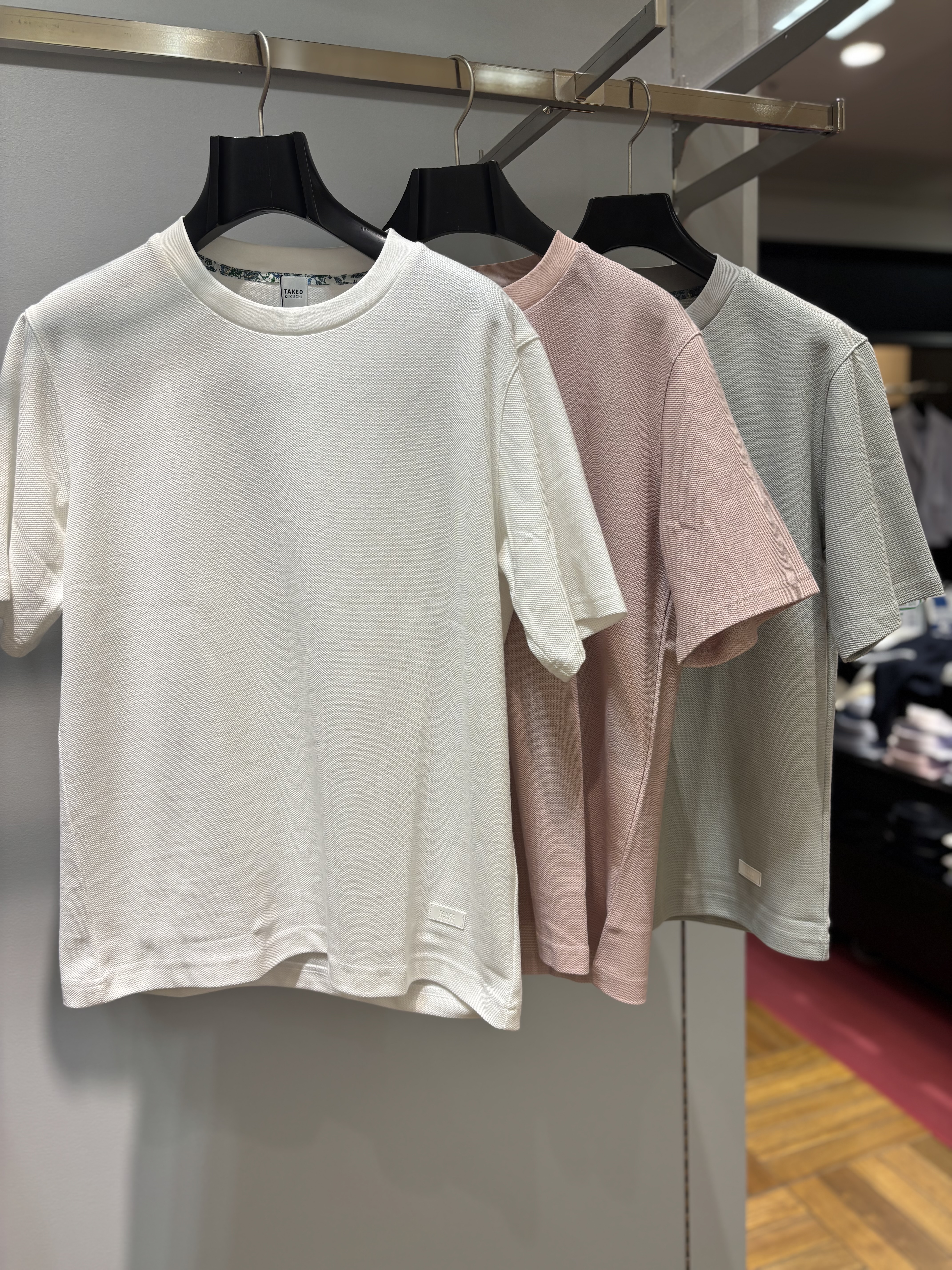ヒナさんの「TAKEO KIKUCHI｜【抗菌防臭】ステイフレッシュ Tシャツ」を使ったコーディネート