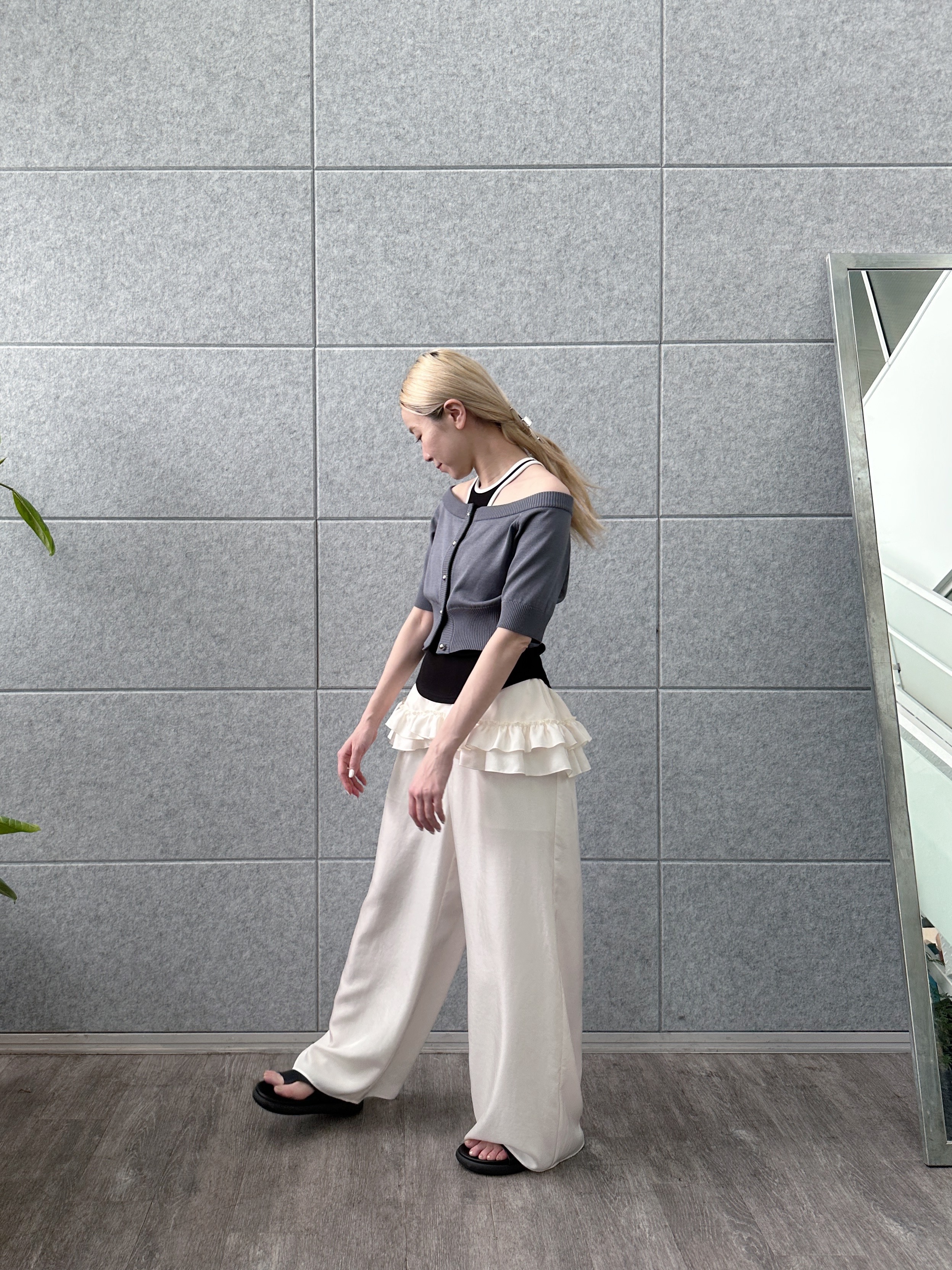 Buyer sakkoさんの「CODE A｜design knit short cardigan」を使ったコーディネート