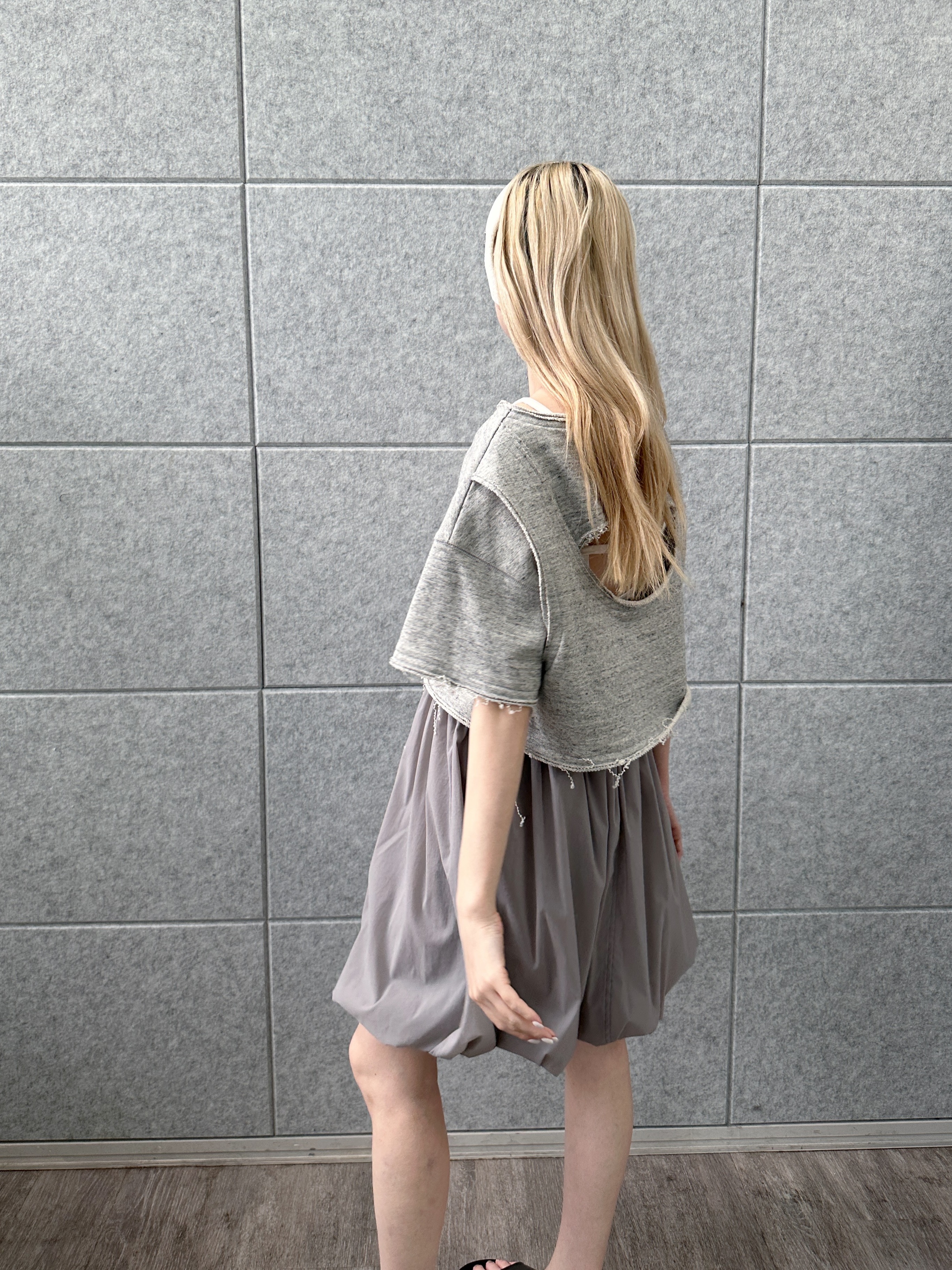 Buyer sakkoさんの「CODE A｜back open half－sleeve sweat」を使ったコーディネート