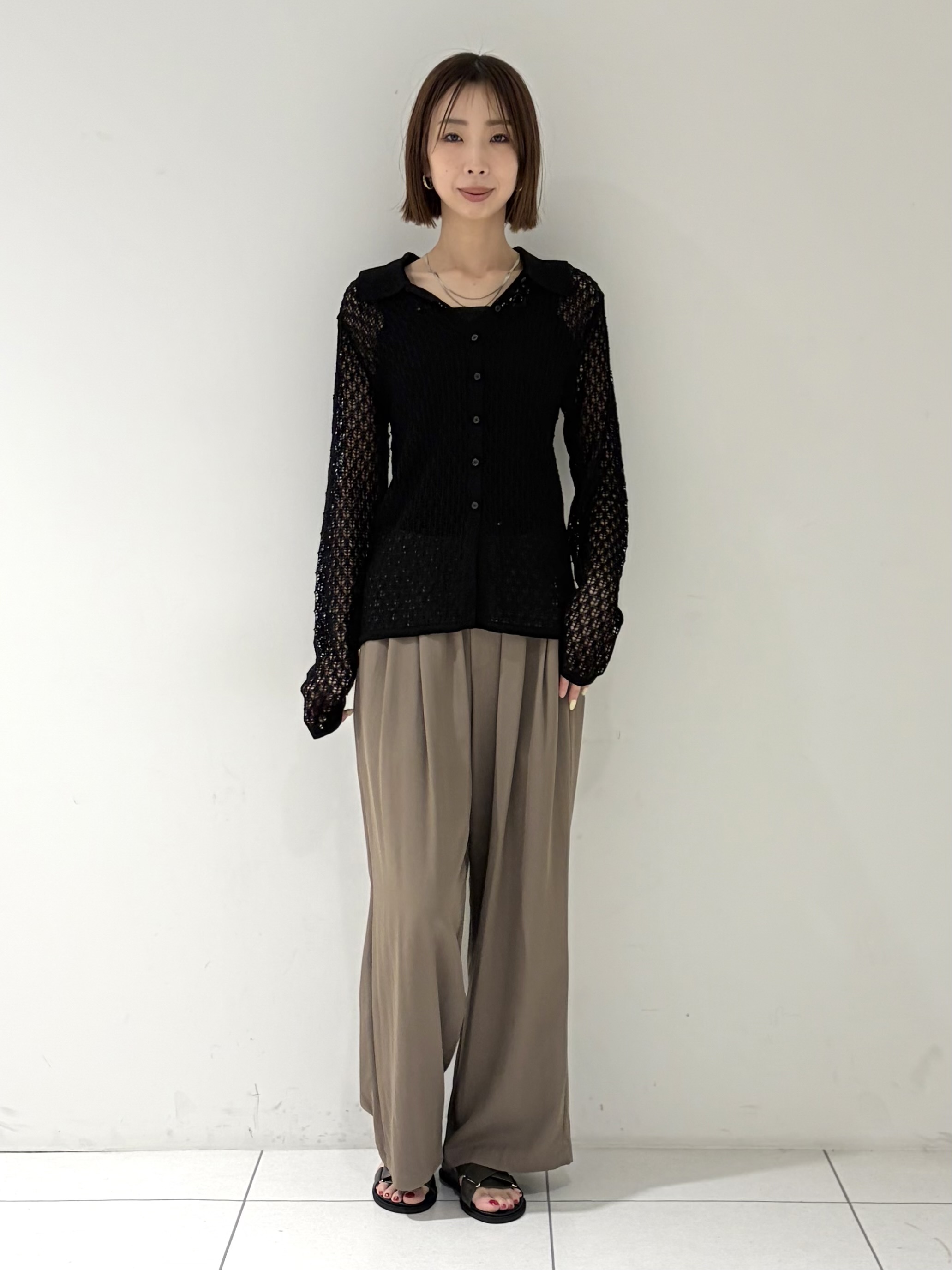 shioriさんの「INDIVI｜リネンライククロシェポロニット」を使ったコーディネート