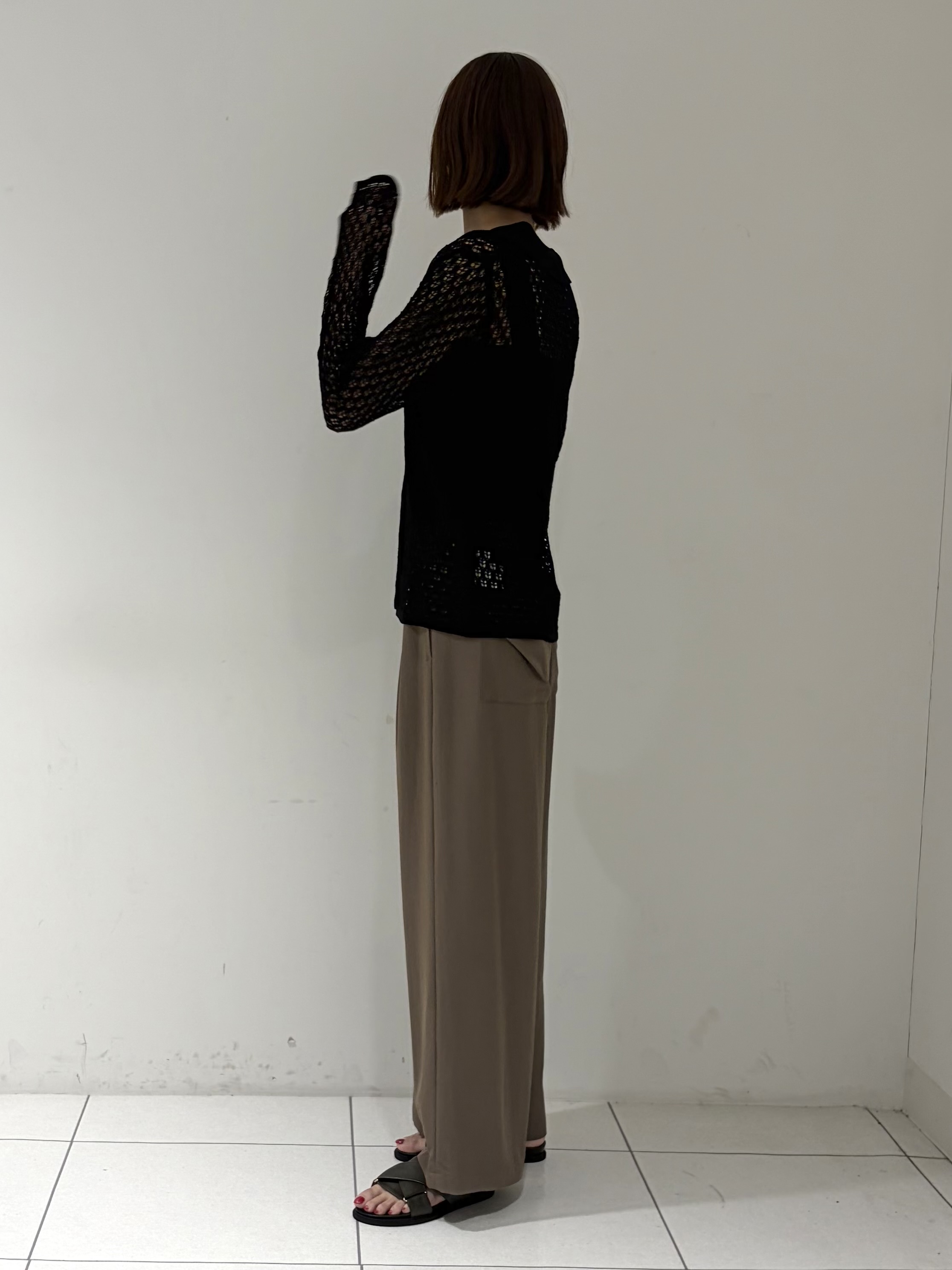 shioriさんの「INDIVI｜リネンライククロシェポロニット」を使ったコーディネート