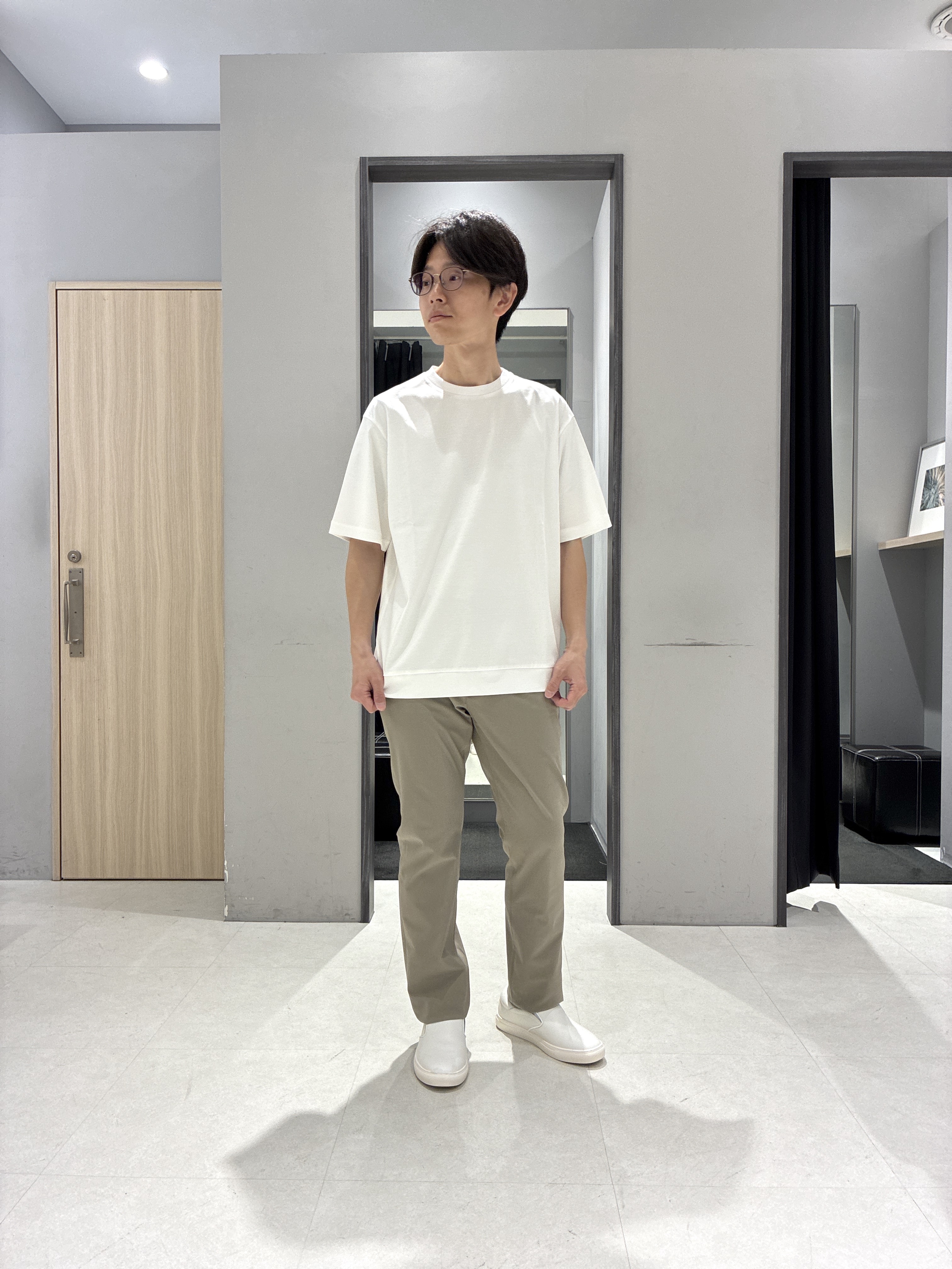 わいずみさんの「TAKEO KIKUCHI｜【通気性】トリコットサッカー オープンカラー シャツ」を使ったコーディネート