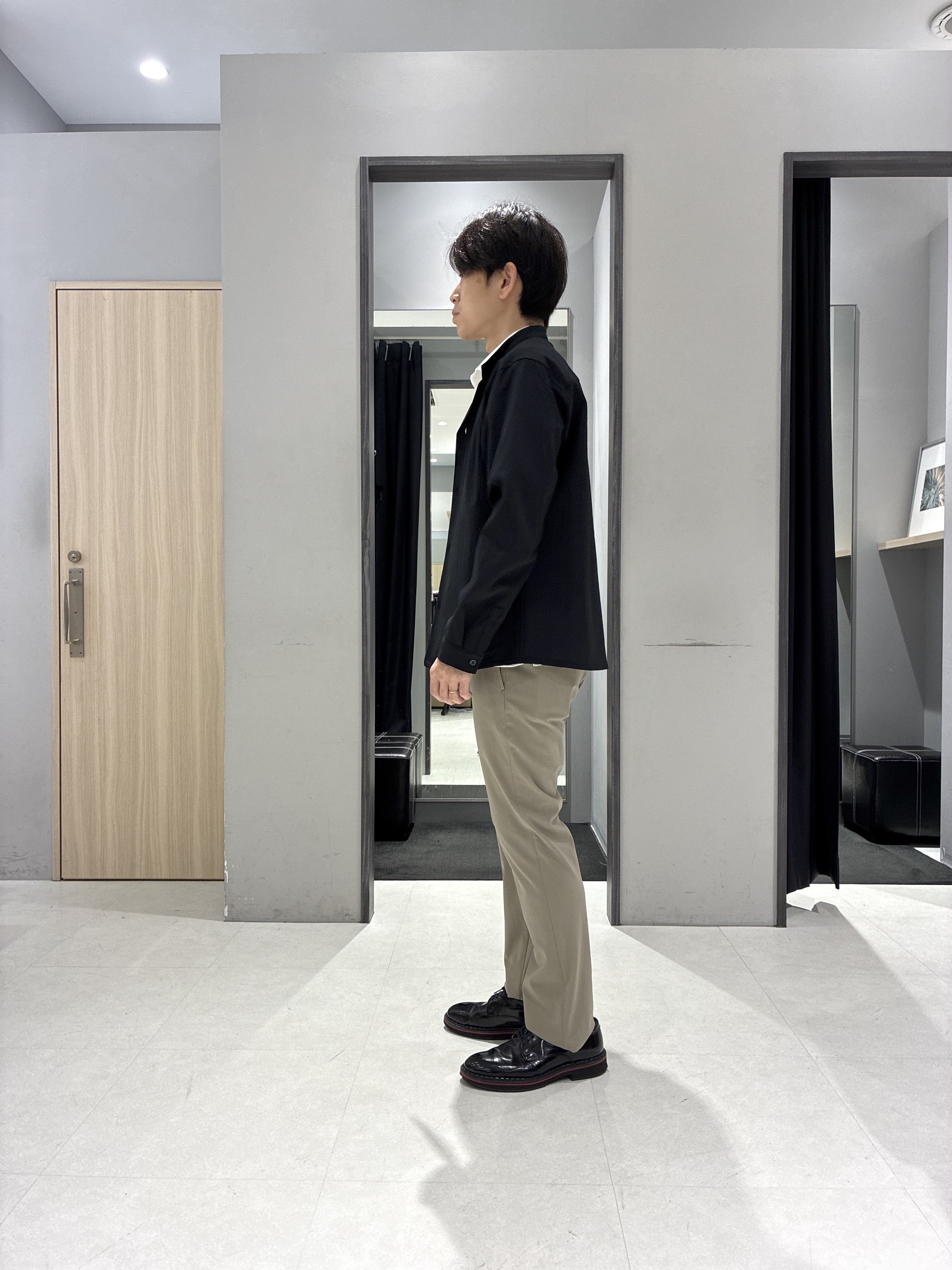 わいずみさんの「TAKEO KIKUCHI｜【撥水・洗える・シワになりにくい】 リランチェ（R） シャツ」を使ったコーディネート