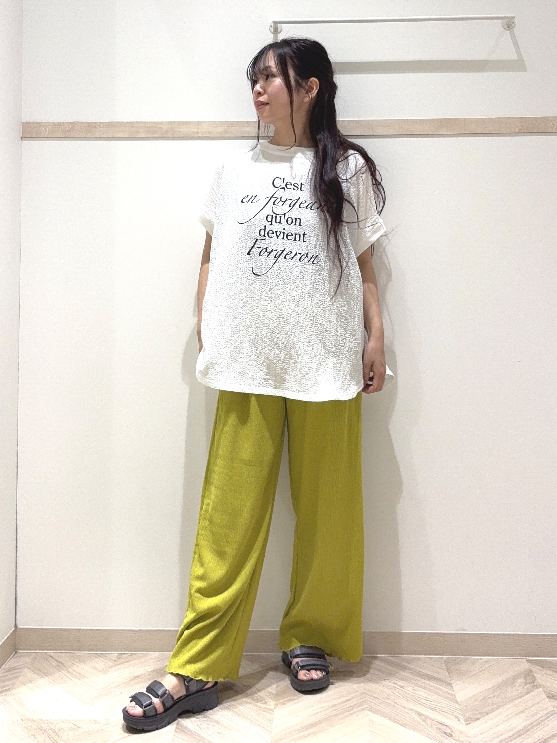 nanaさんの「SHOO･LA･RUE｜【セットアップ可/洗濯後しわになりにくい/S-LL】半袖とろみテーラードジャケット」を使ったコーディネート