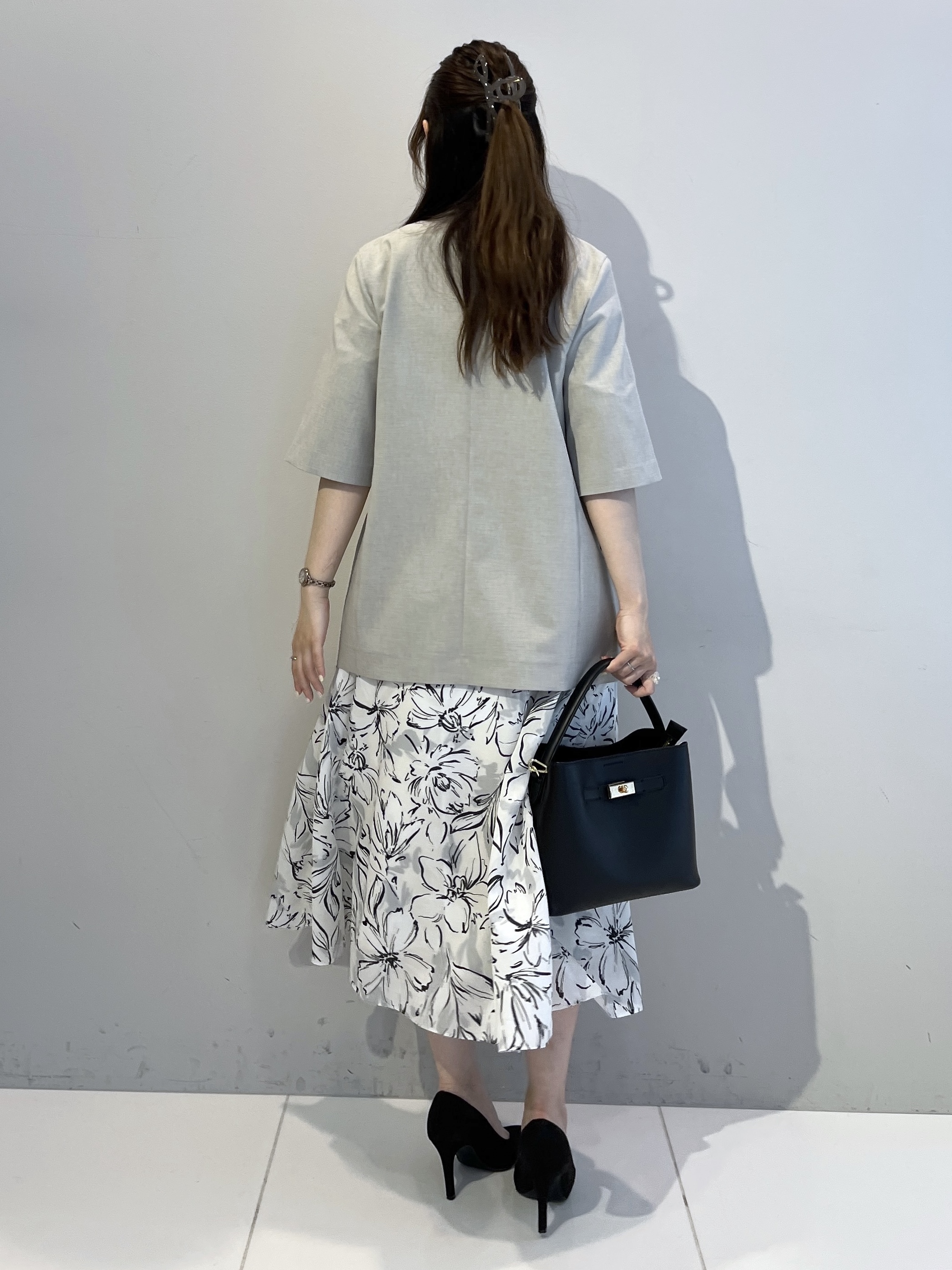 Saekoさんの「UNTITLED｜【シワになりにくい/セットアップ可/接触冷感】ハーフスリーブジャケット」を使ったコーディネート