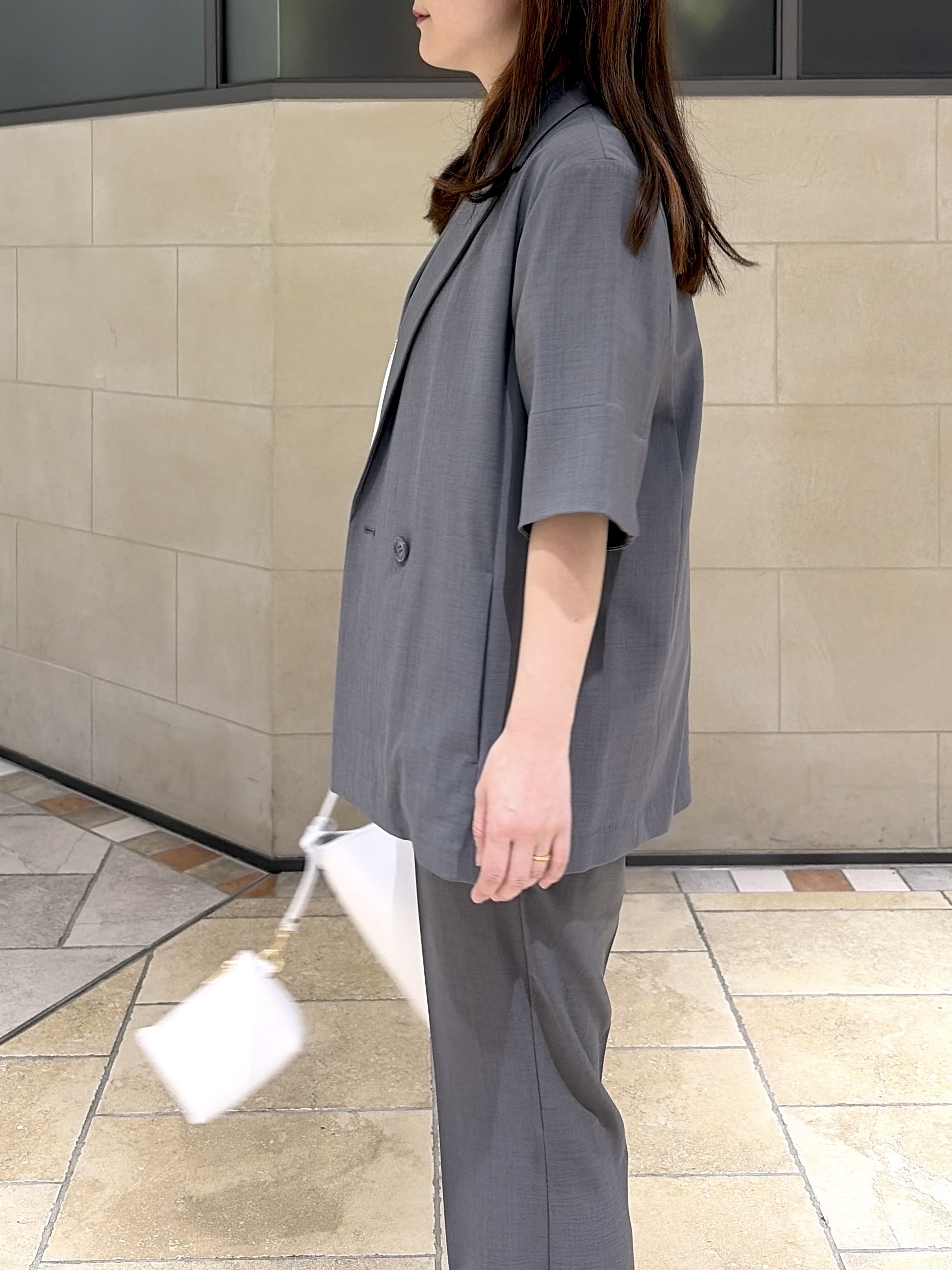 よねさんの「INDIVI｜Comfy SET UP｜ハーフスリーブジャケット【セットアップ対応／通勤／接触冷感／UVカット】」を使ったコーディネート