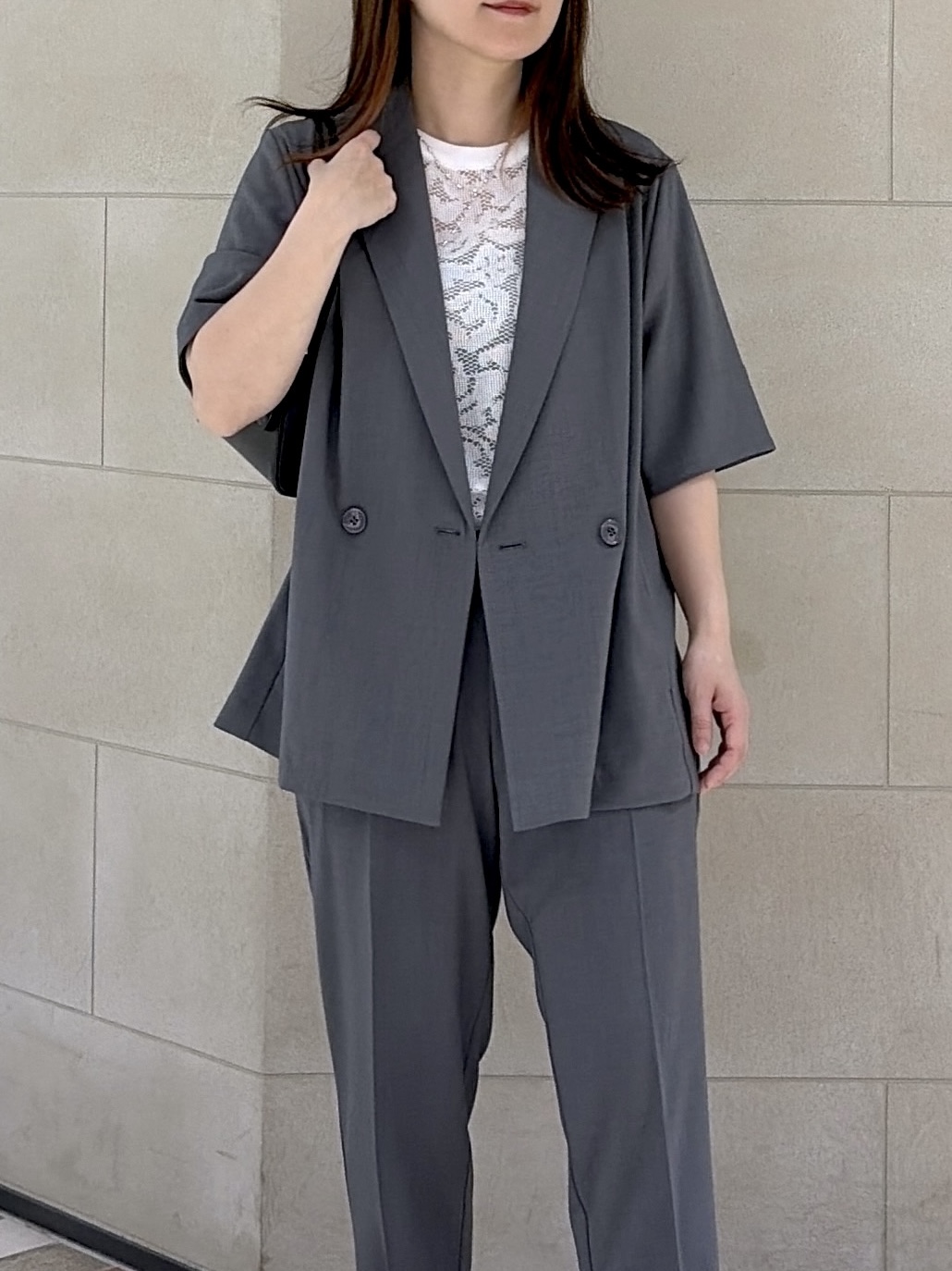 よねさんの「INDIVI｜Comfy SET UP｜ハーフスリーブジャケット【セットアップ対応／通勤／接触冷感／UVカット】」を使ったコーディネート