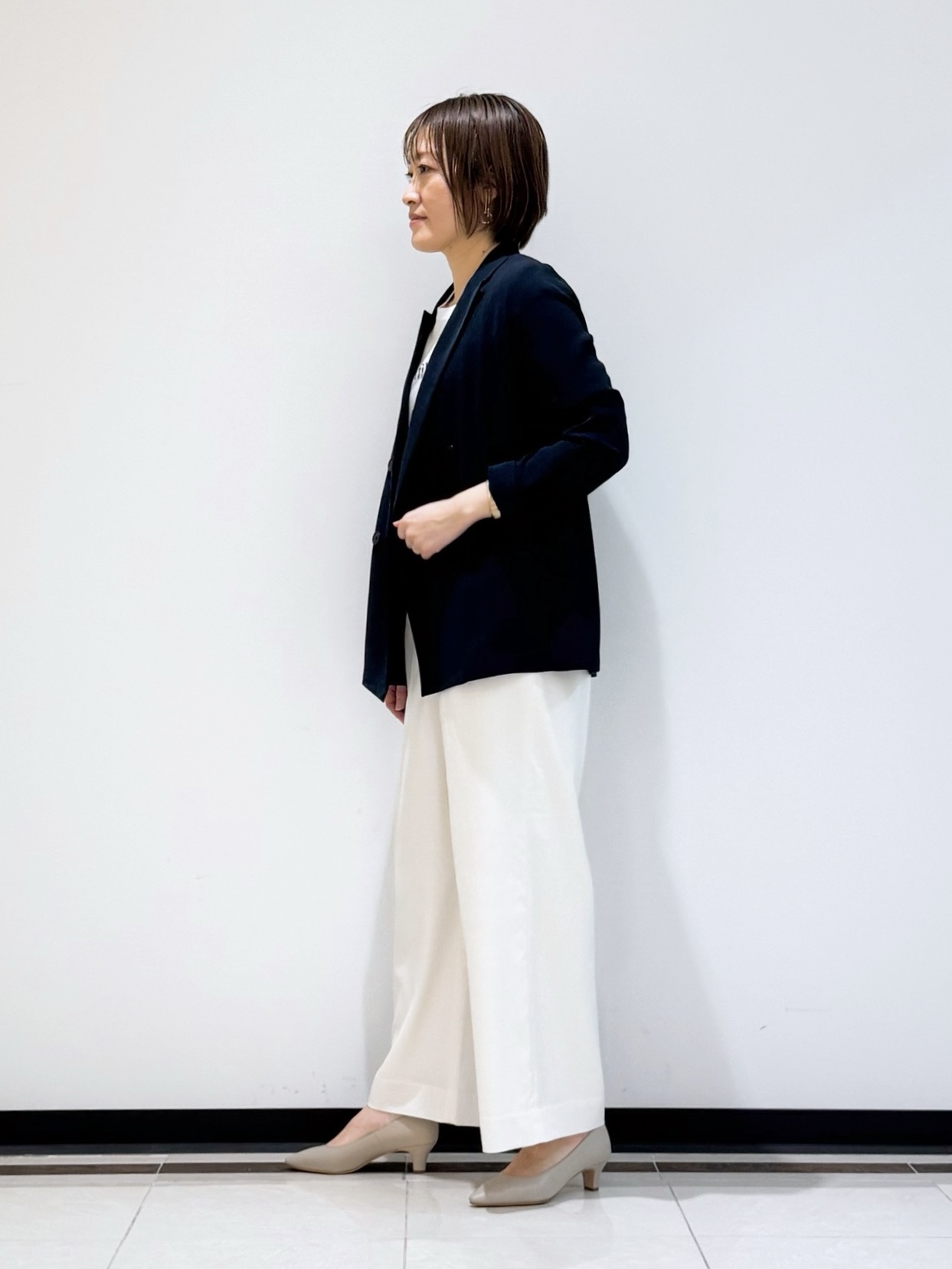 mikaさんの「INDIVI｜【洗える／多機能／SETUP可】着る日傘ダブルジャケット」を使ったコーディネート