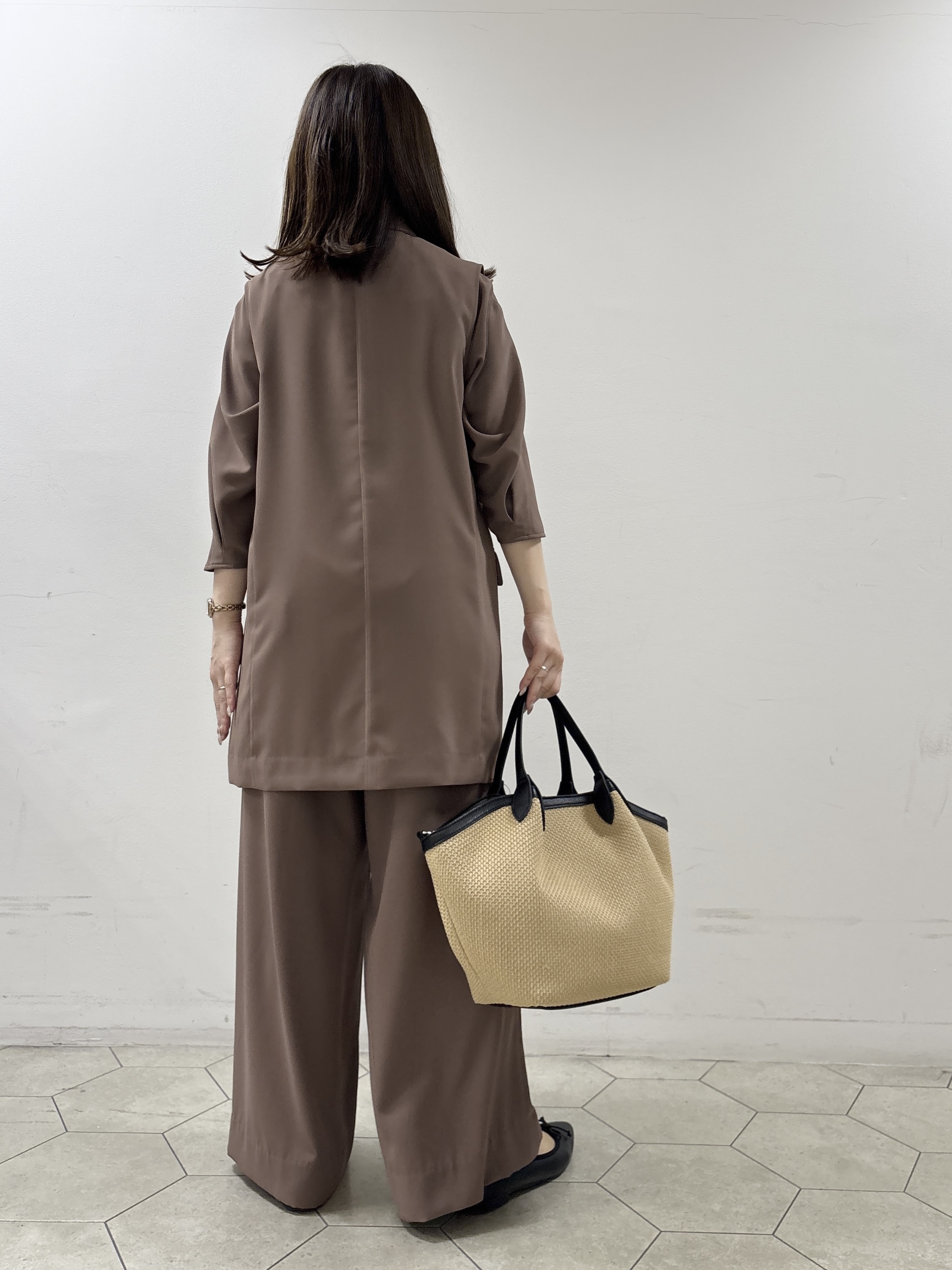 kahoさんの「INDIVI｜【接触冷感／透湿／着る日傘】颯爽ジレジャケット」を使ったコーディネート